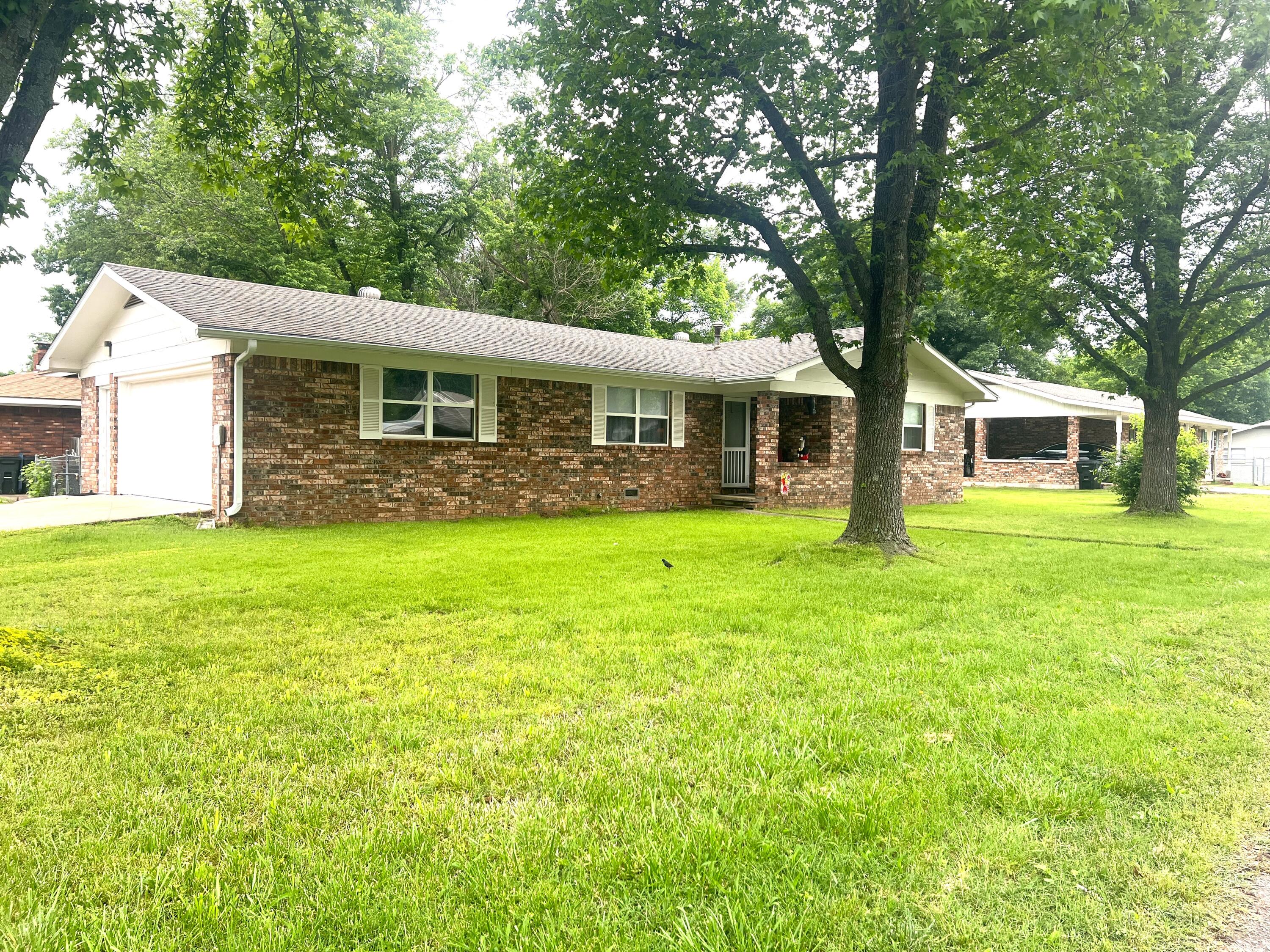 608 North Chapman Street Property Photo 23