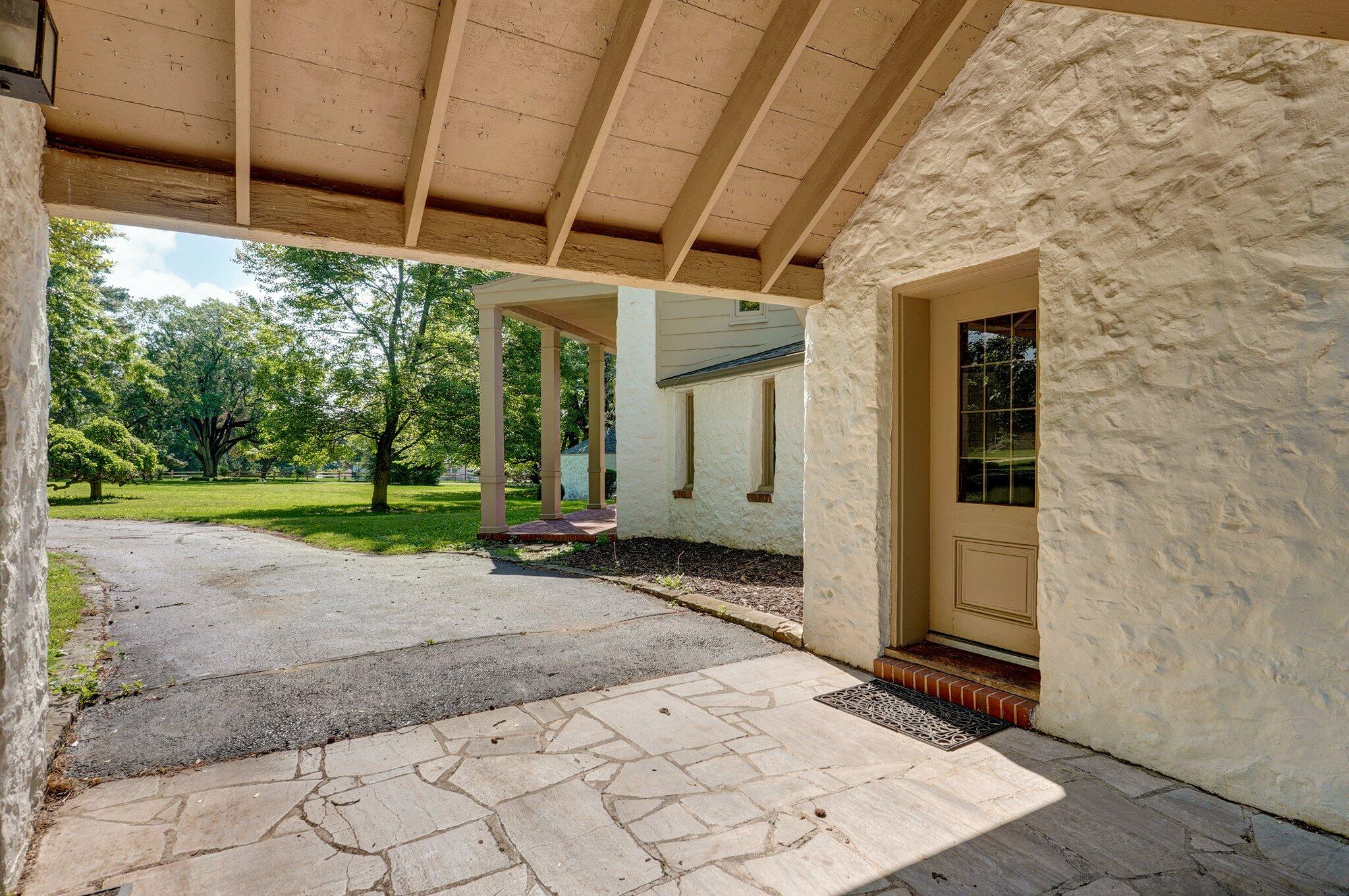 2240 East Fritts Lane Property Photo 7