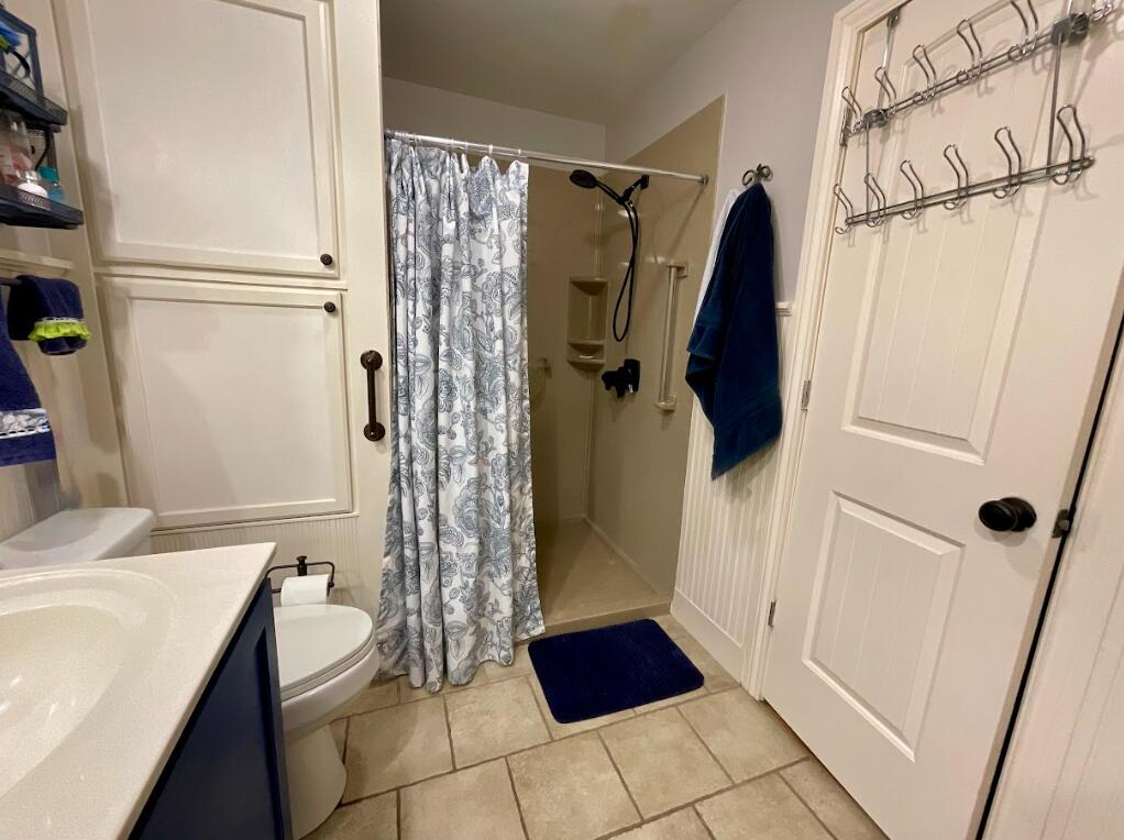 123 River Point Road Property Photo 20