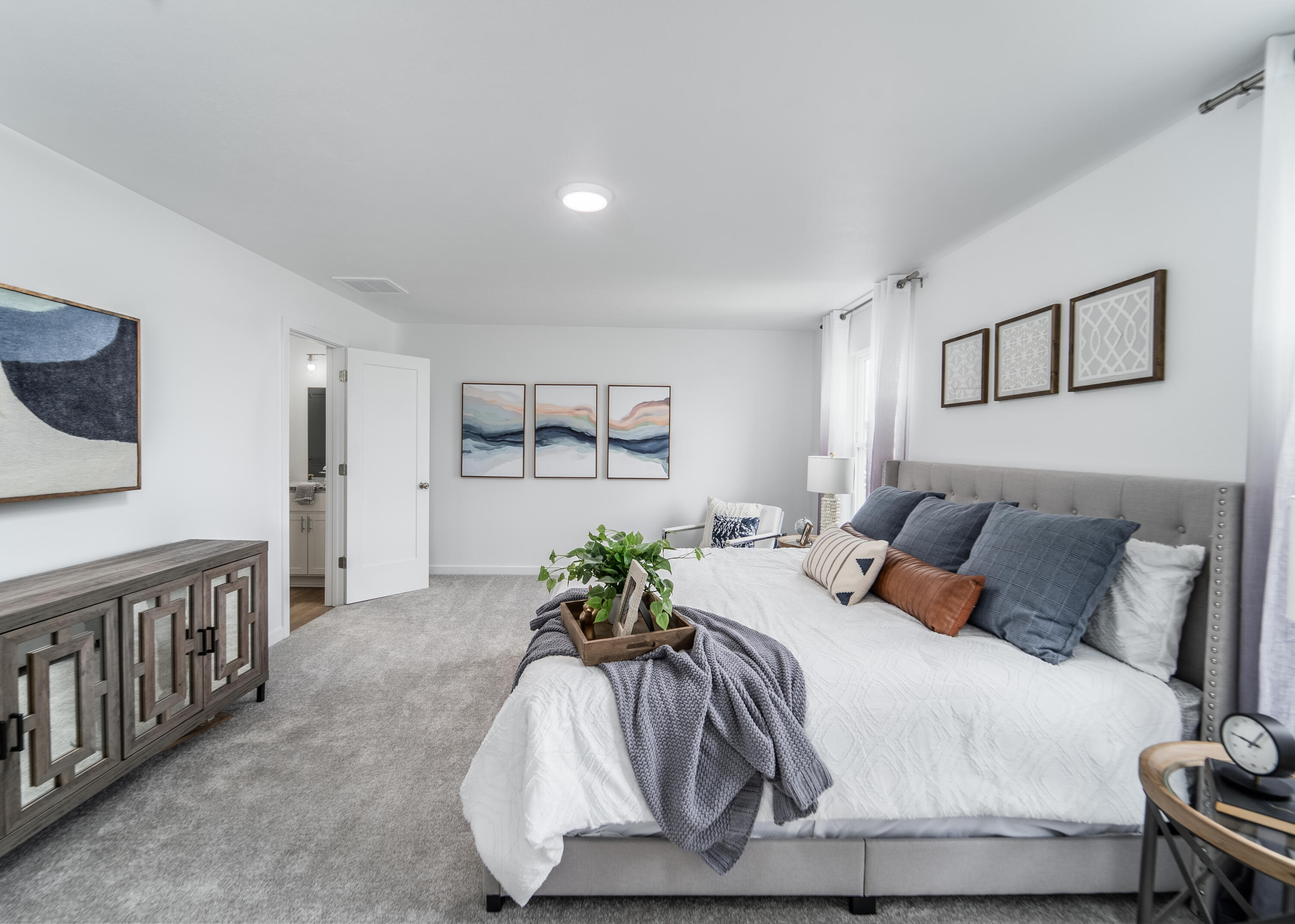 239 Newport Avenue Property Photo 10