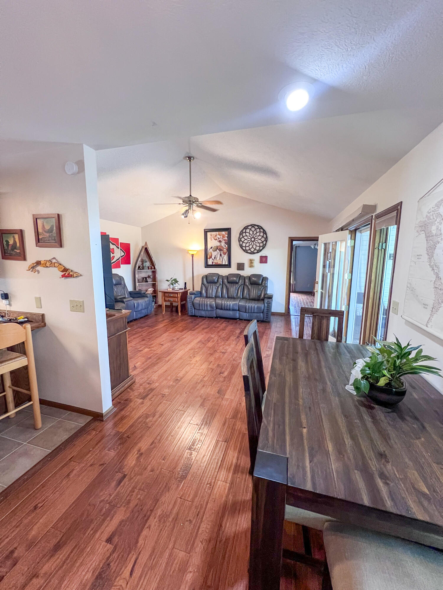 21650 Kings Loop Property Photo 10