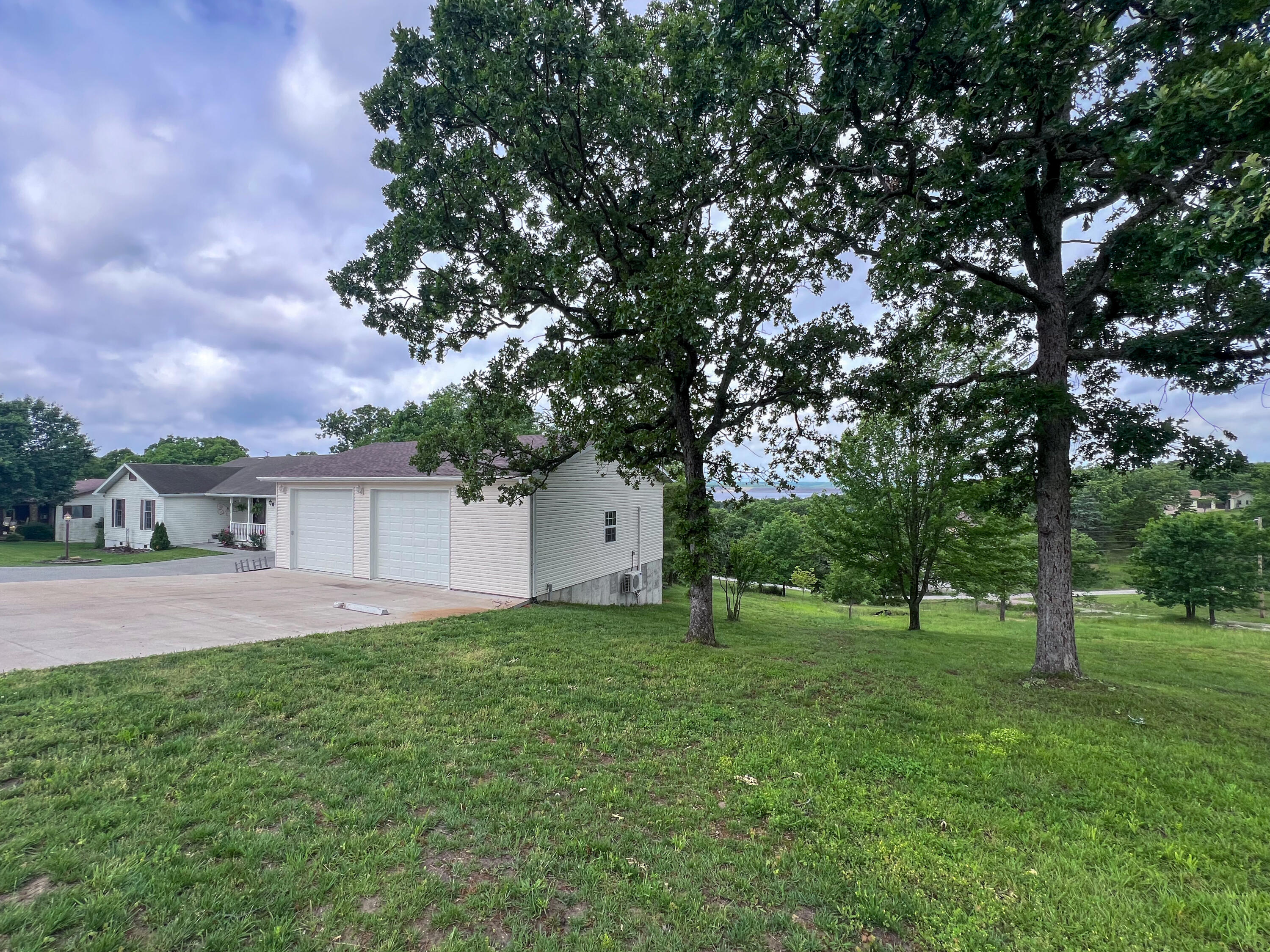21650 Kings Loop Property Photo 40