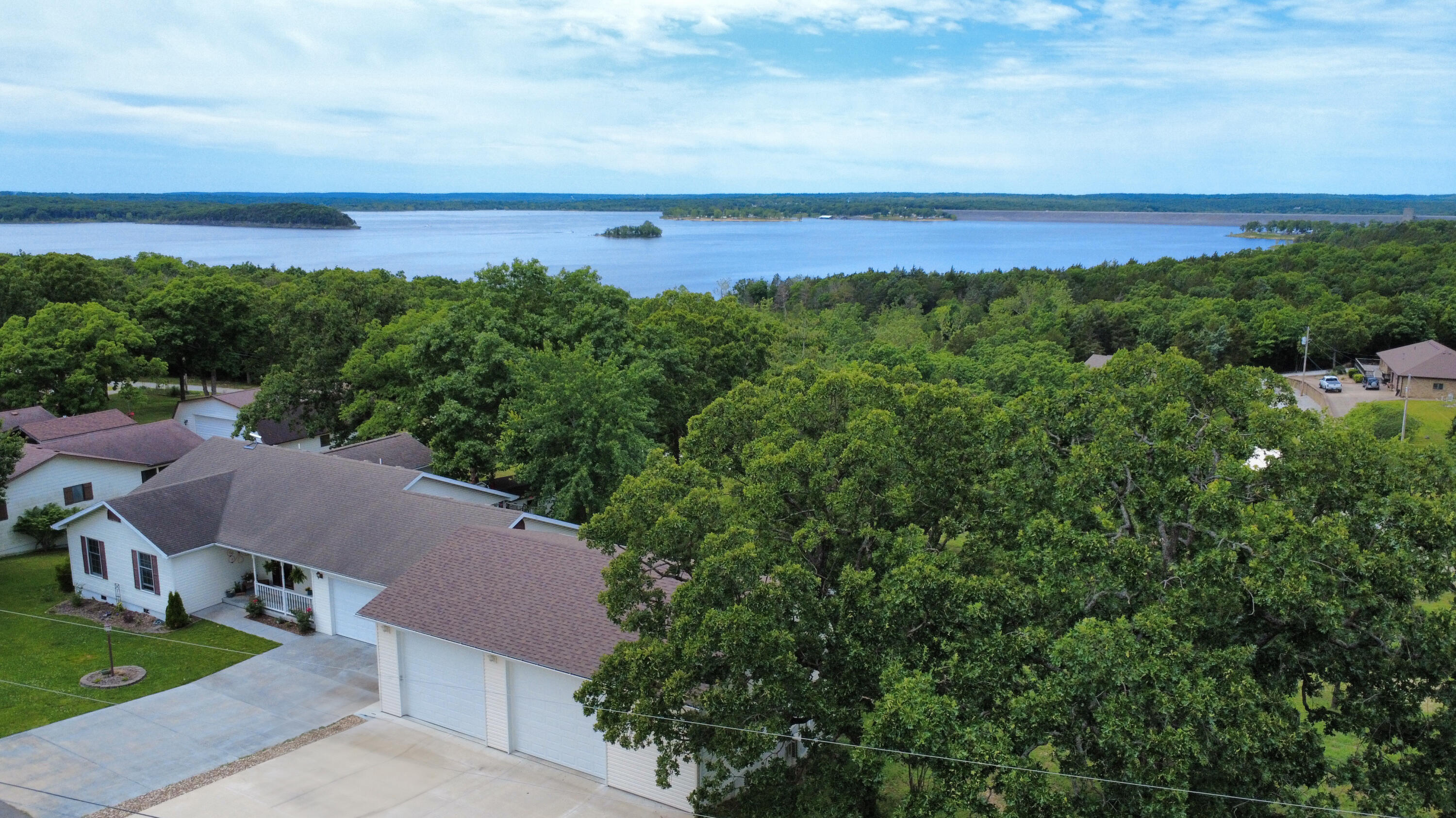 21650 Kings Loop Property Photo 63