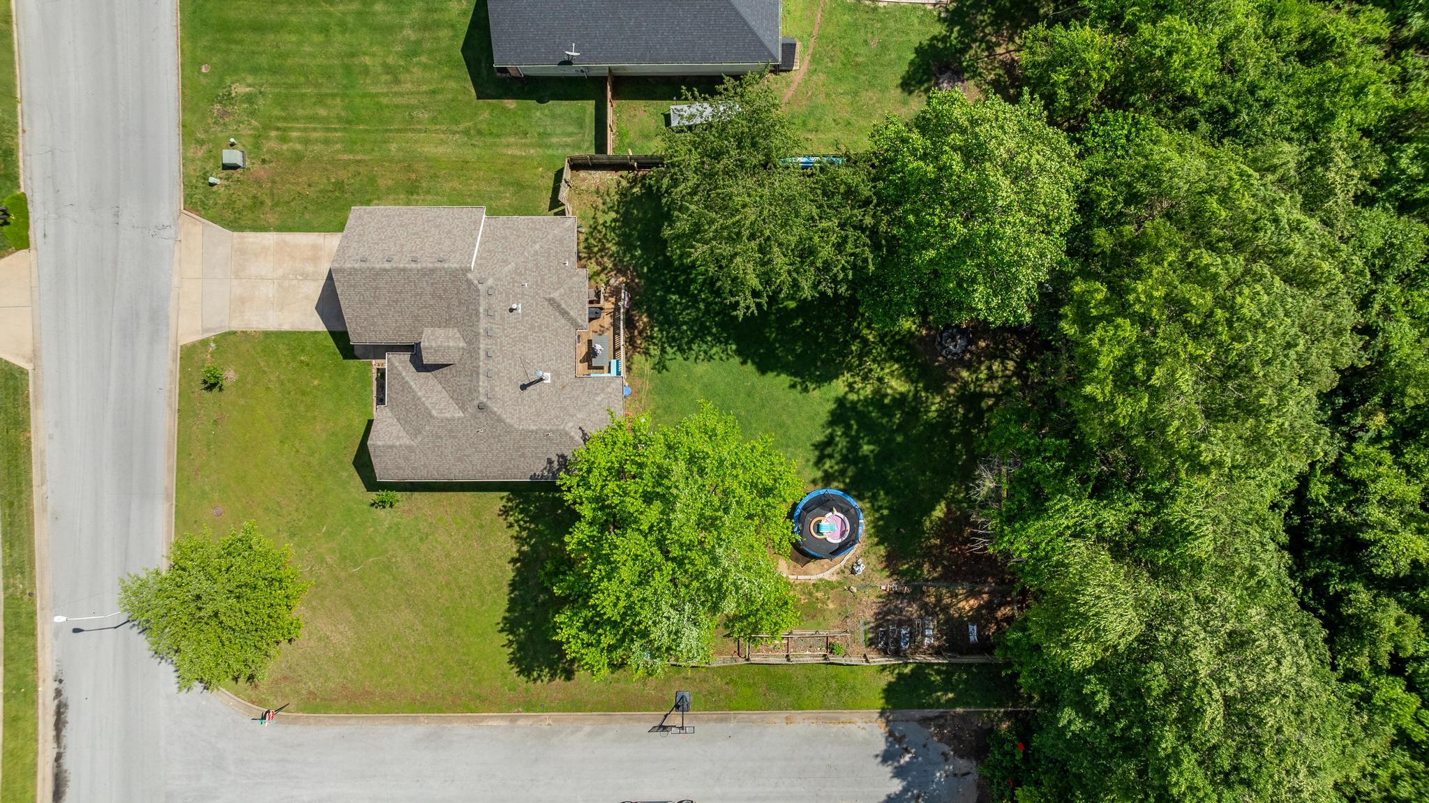 1727 South Burks Avenue Property Photo 36