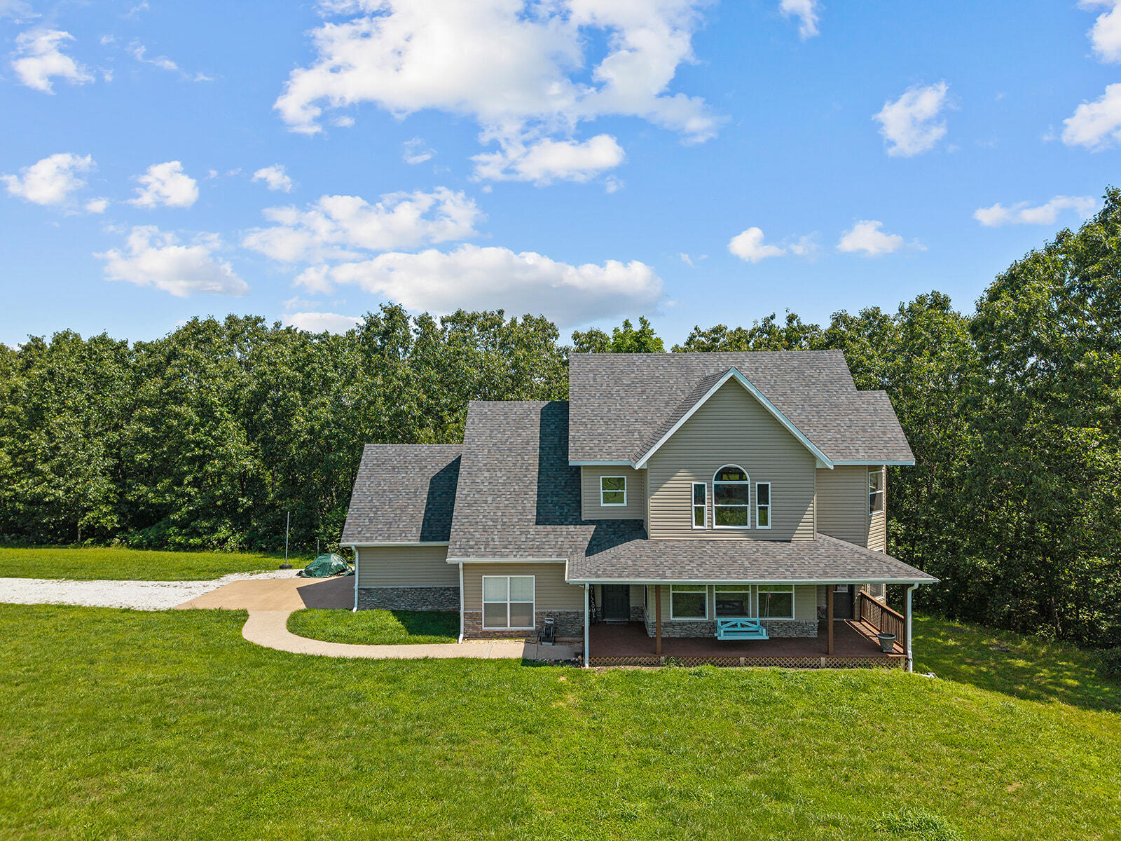 996 Seveno Ridge Road Property Photo 4