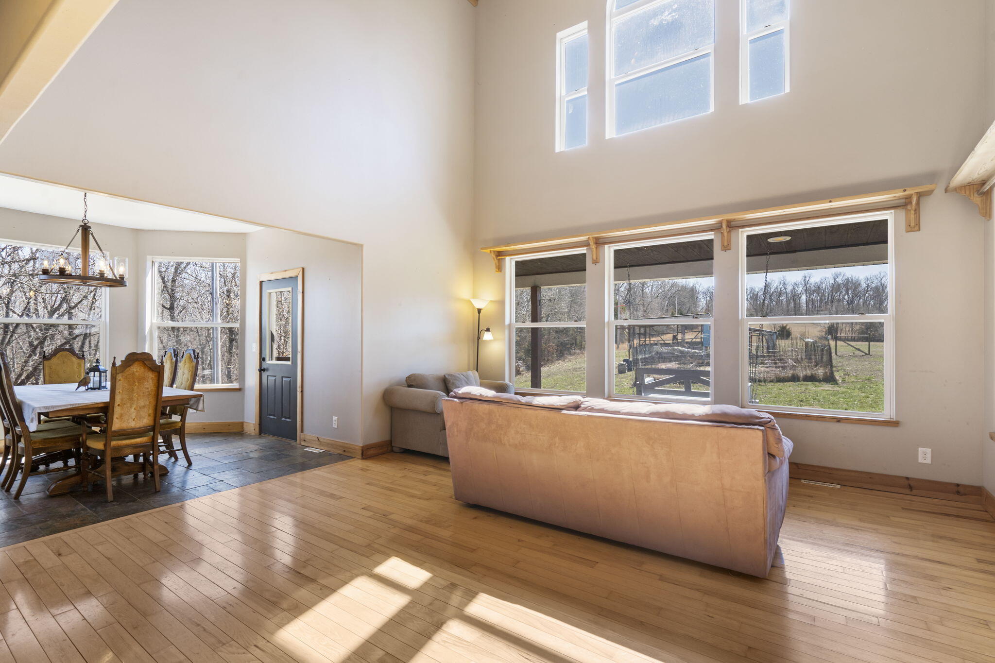 996 Seveno Ridge Road Property Photo 10