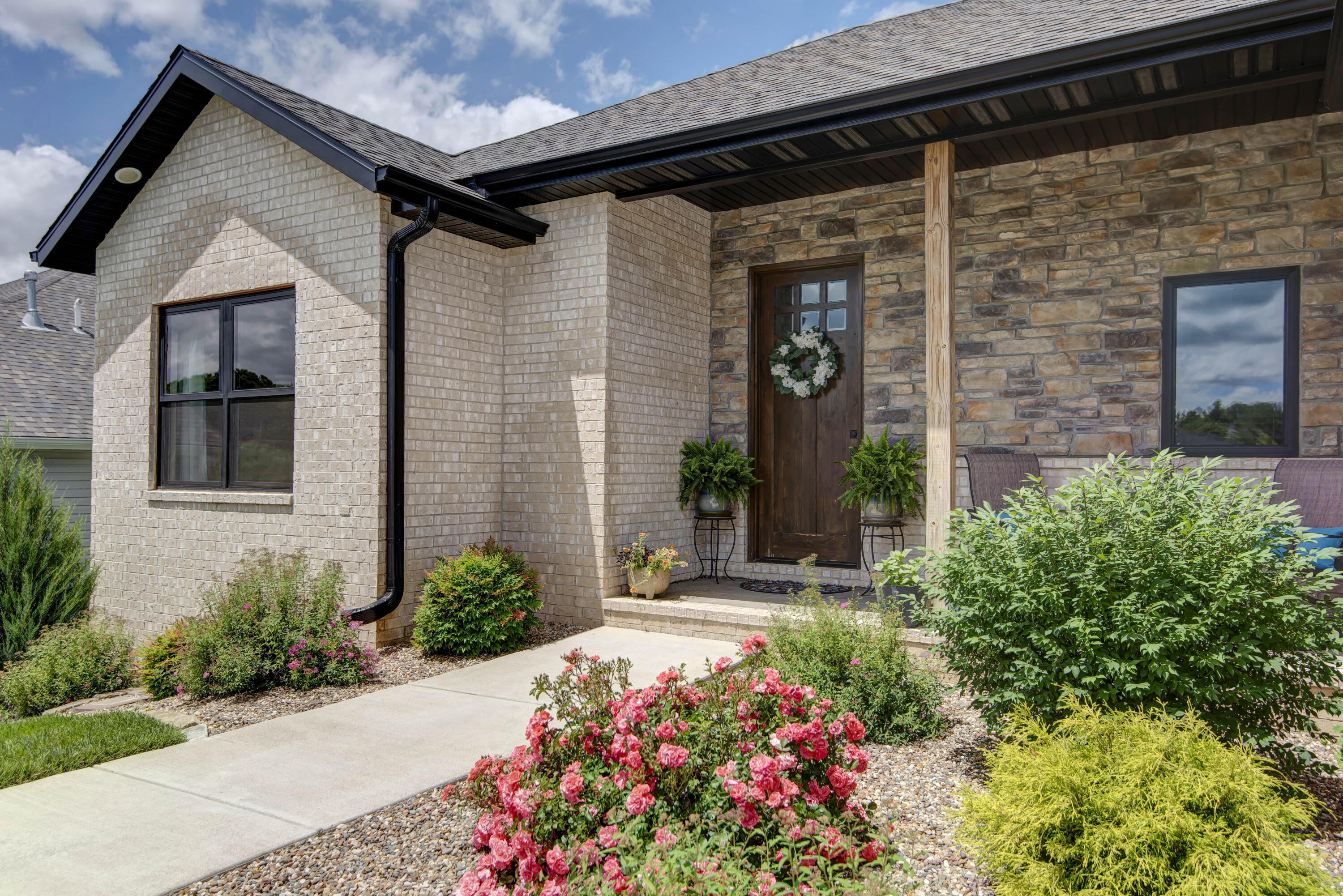 1503 West Ragweed Court Property Photo 4