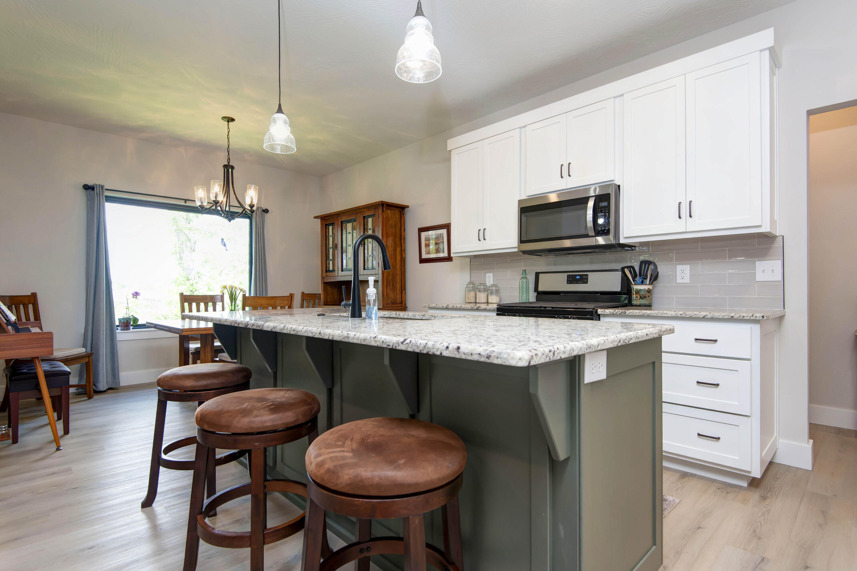 1503 West Ragweed Court Property Photo 10
