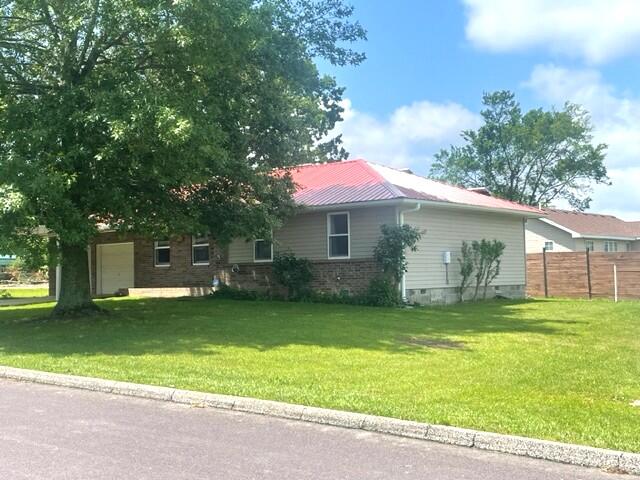 607 Robin Road Property Photo 2
