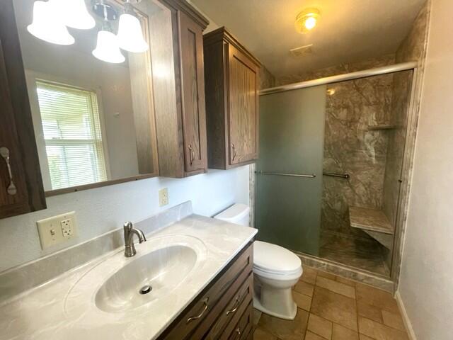 607 Robin Road Property Photo 16