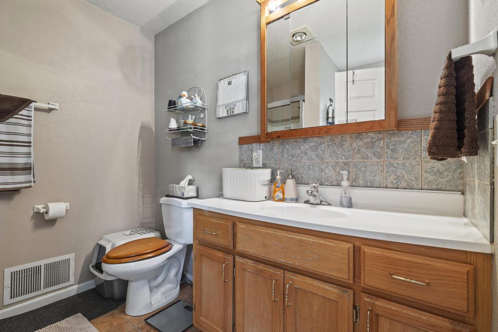 3096 South 25th Road Property Photo 18