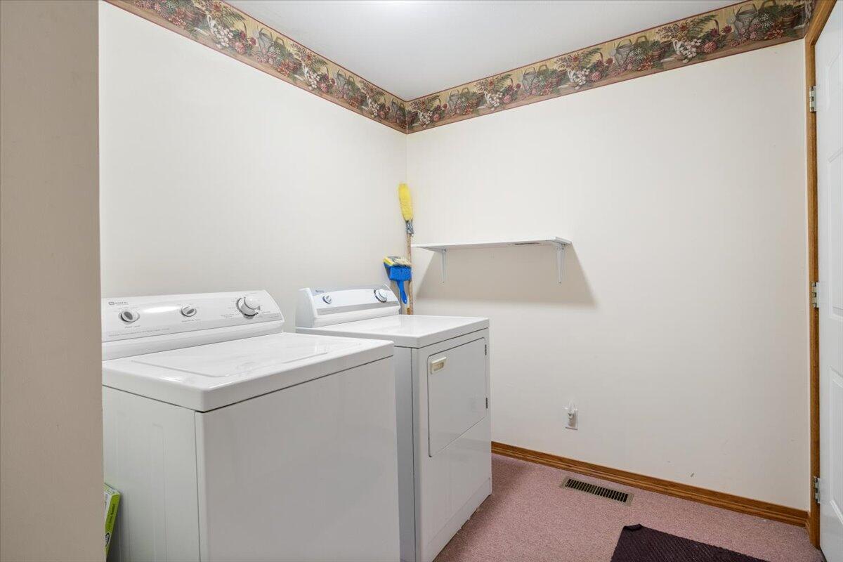 196 Cedarberry Drive Property Photo 19