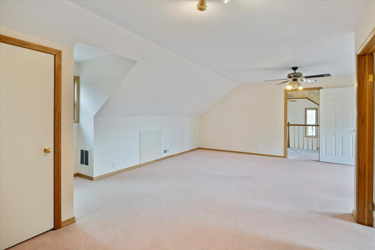 196 Cedarberry Drive Property Photo 23