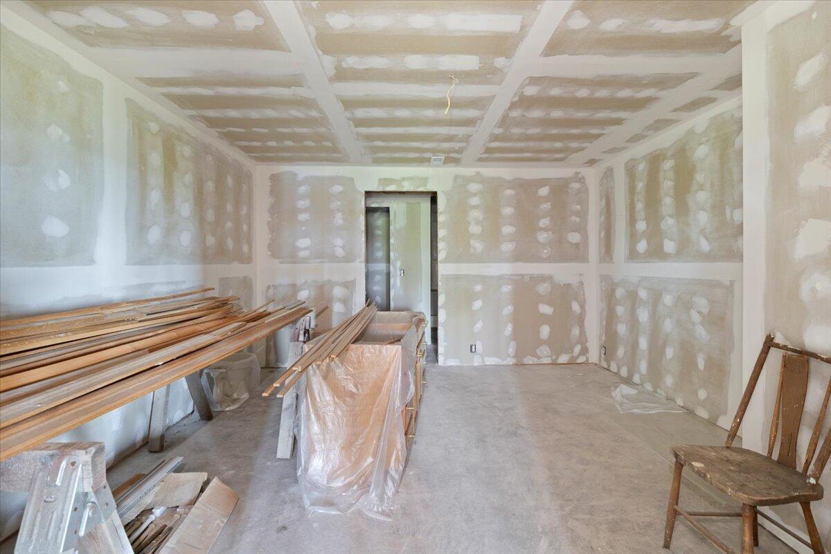 196 Cedarberry Drive Property Photo 27
