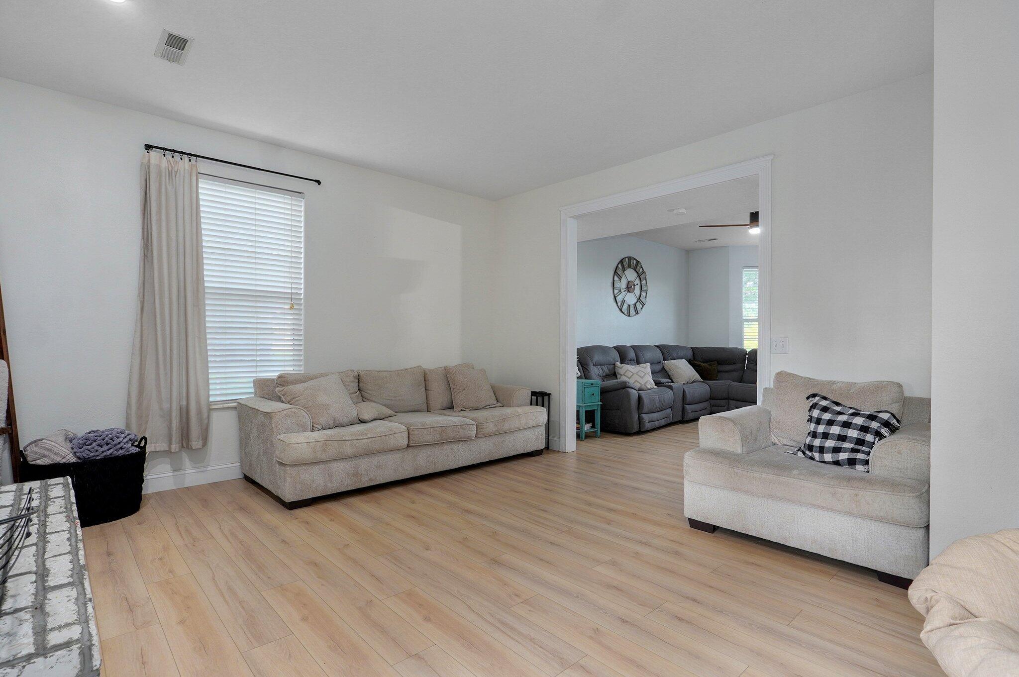 505 Thunderbird Drive Property Photo 2