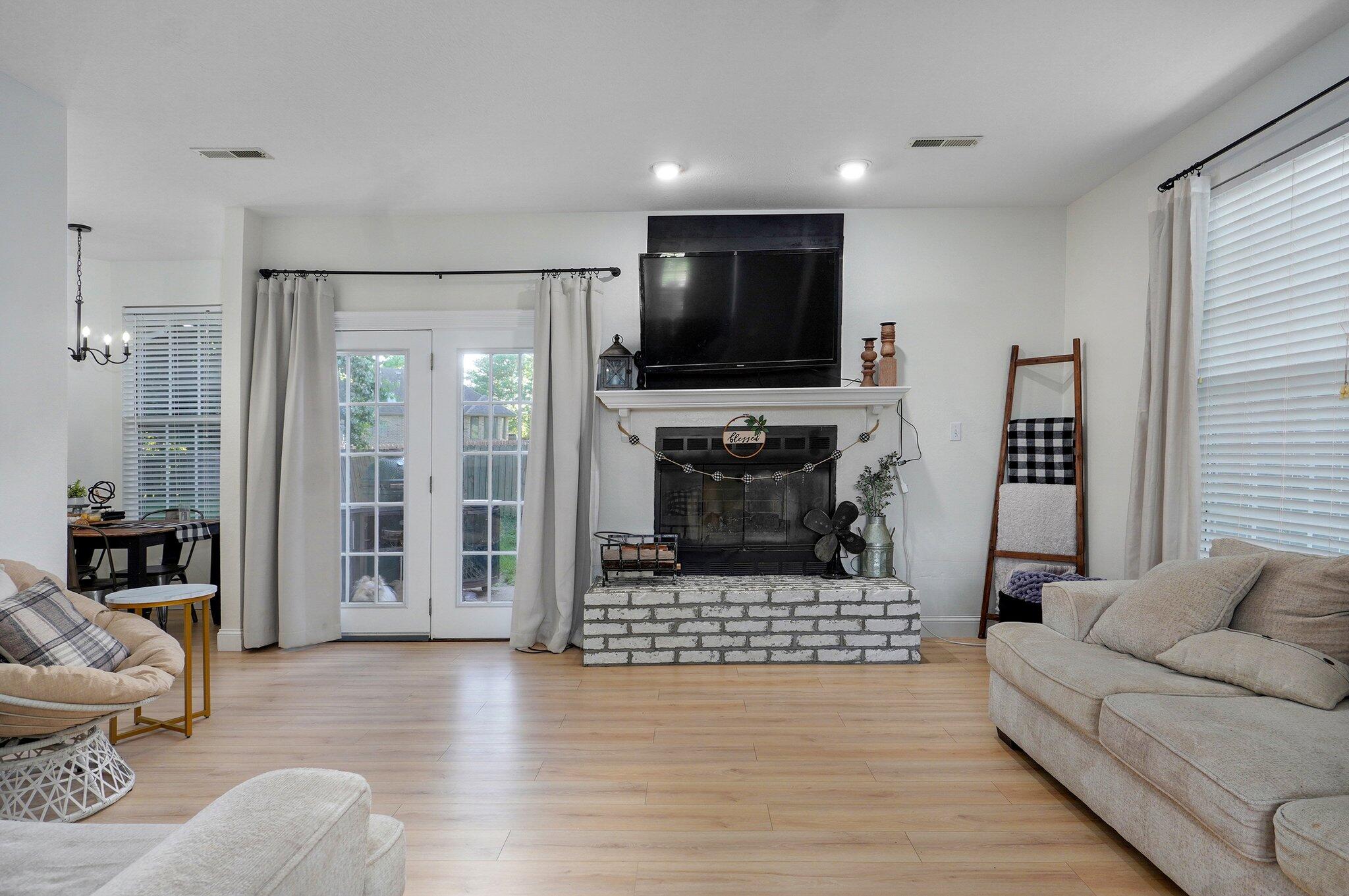 505 Thunderbird Drive Property Photo 10