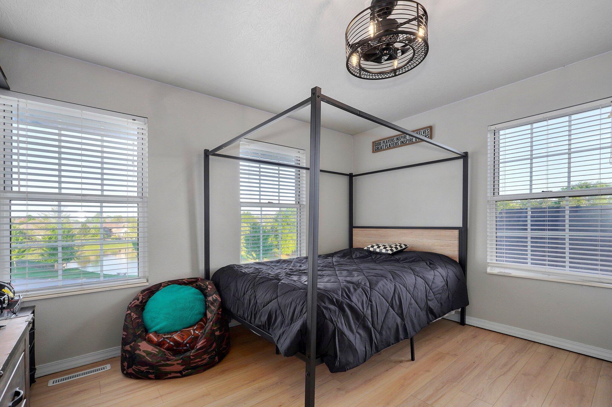 505 Thunderbird Drive Property Photo 14