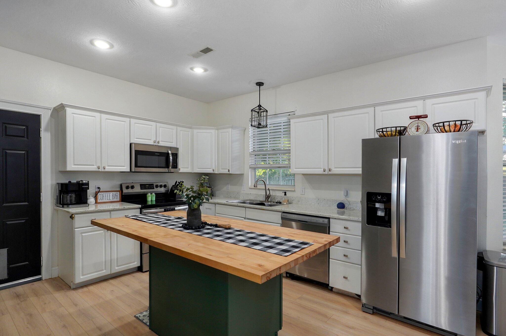 505 Thunderbird Drive Property Photo 28