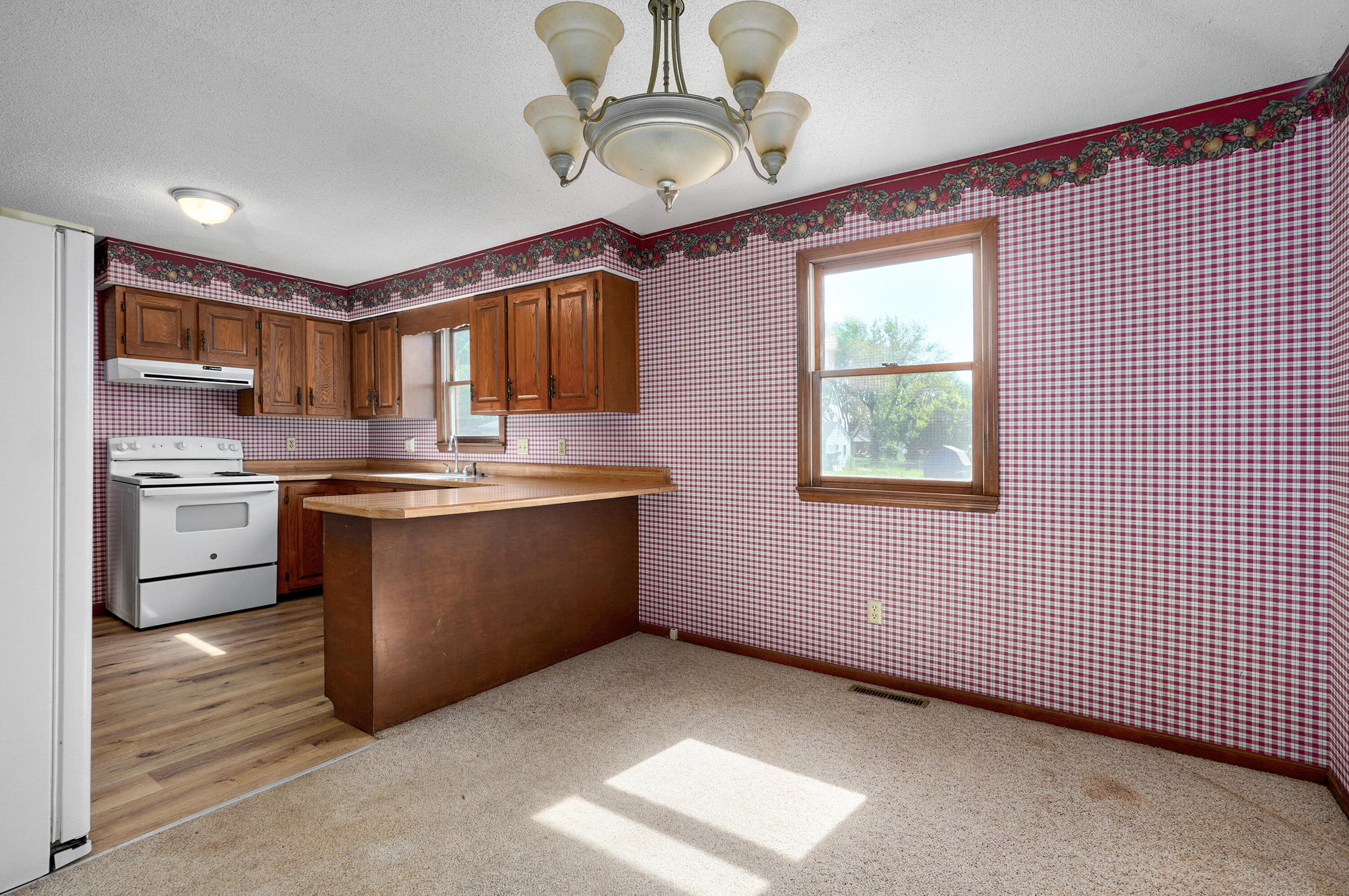 418 North Hartford Avenue Property Photo 7