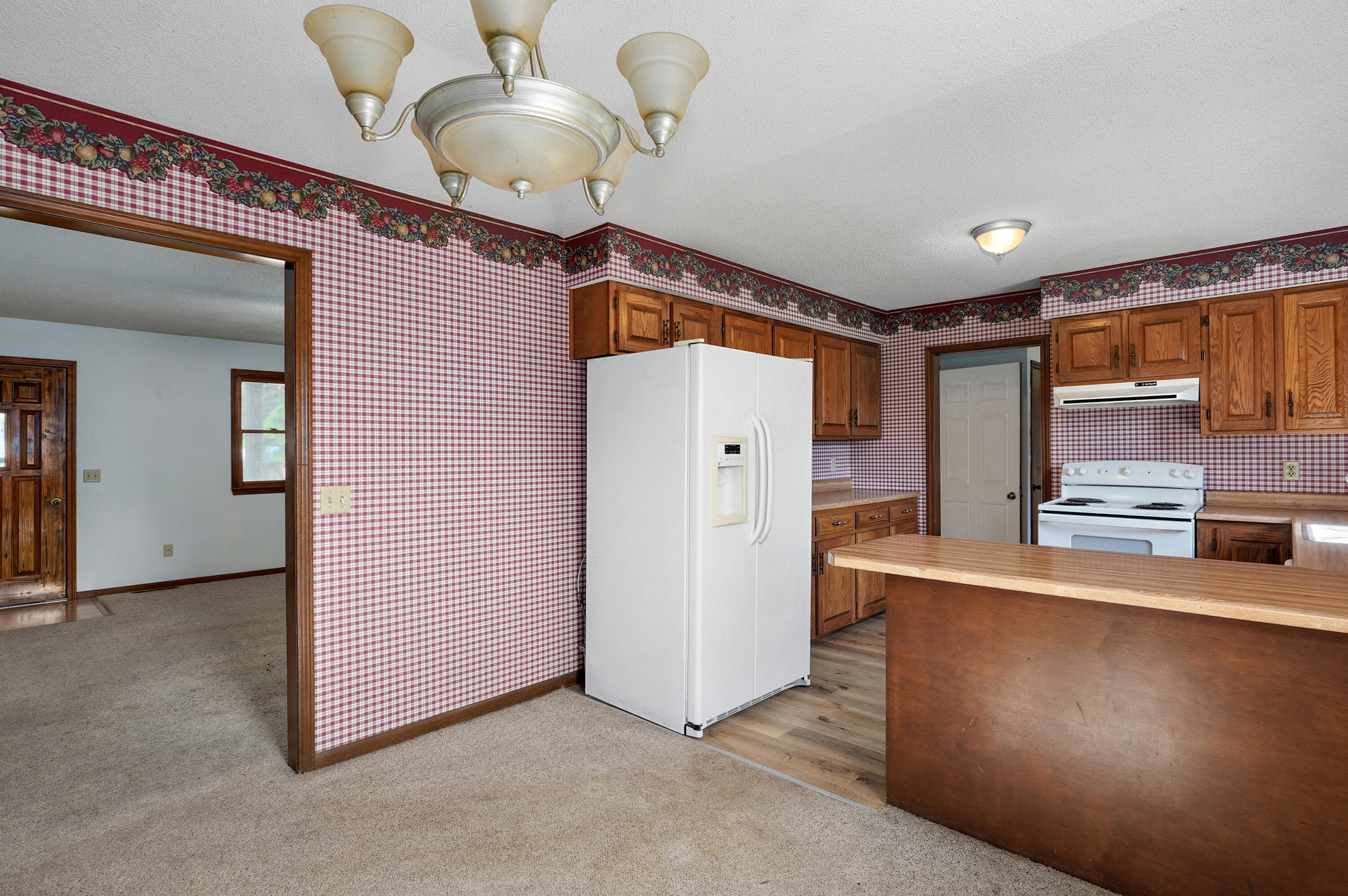418 North Hartford Avenue Property Photo 10