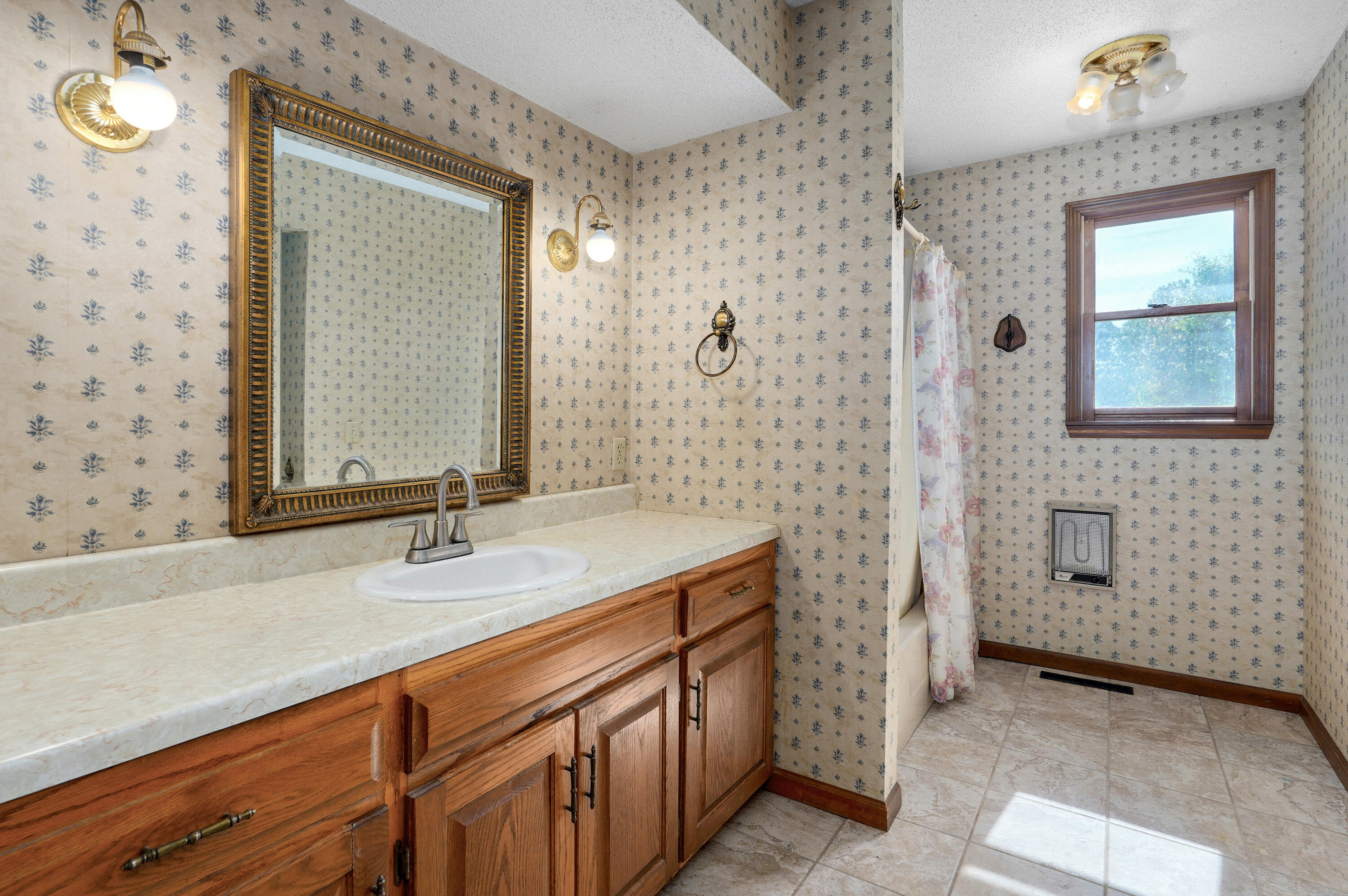 418 North Hartford Avenue Property Photo 17