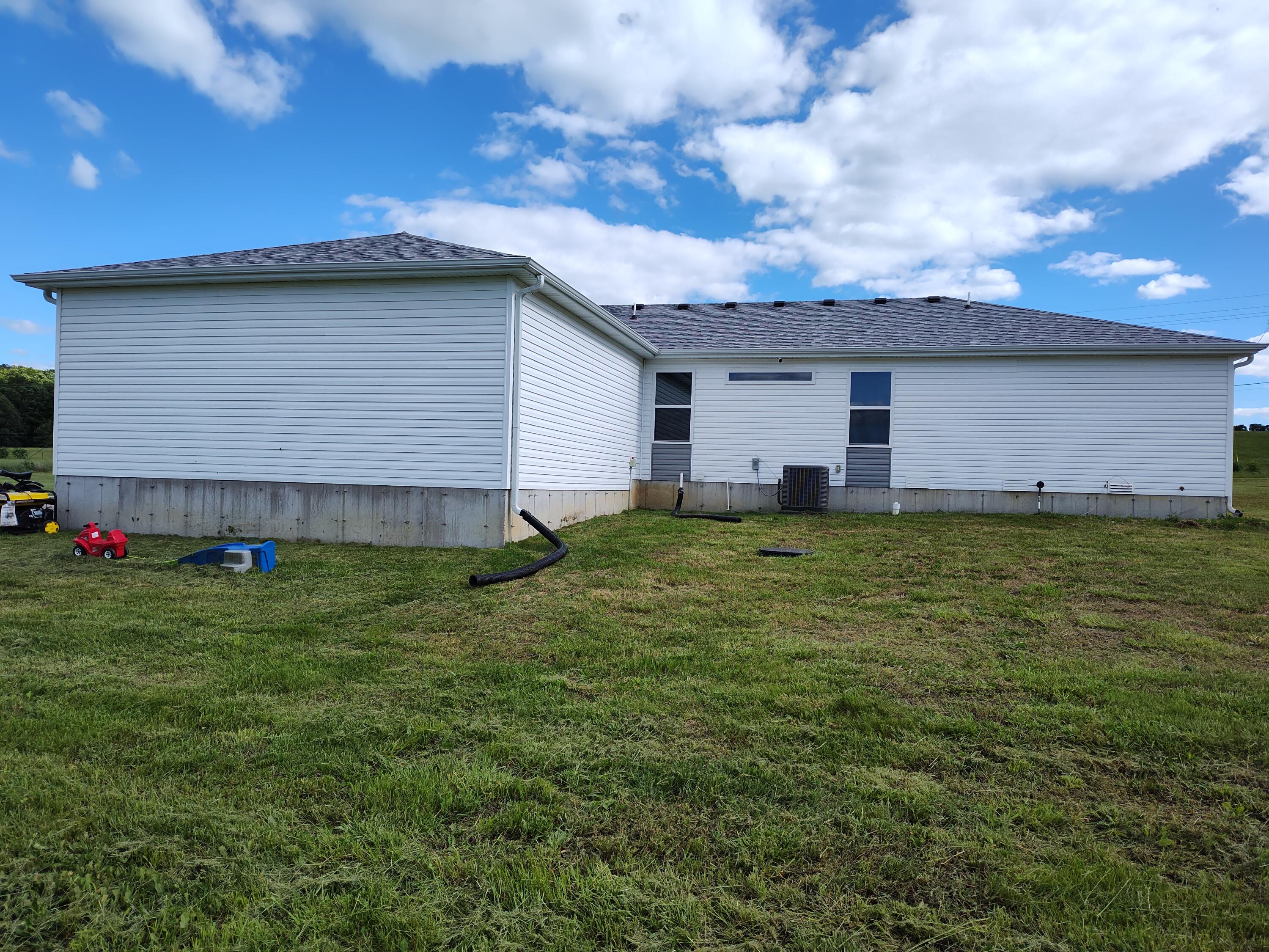 1000 West Miller Street Property Photo 6