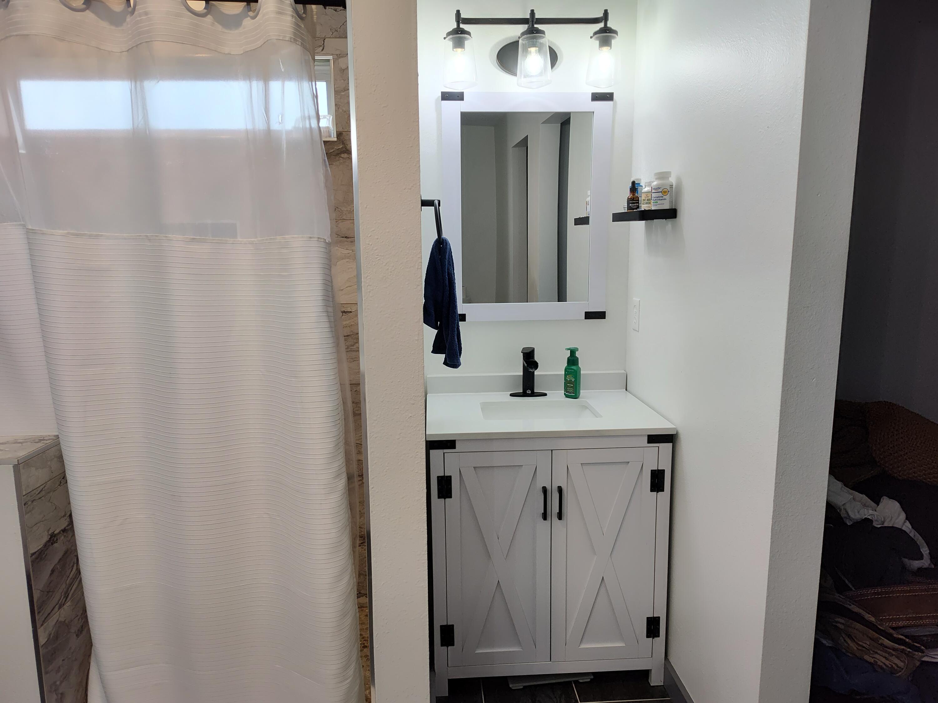 1000 West Miller Street Property Photo 21