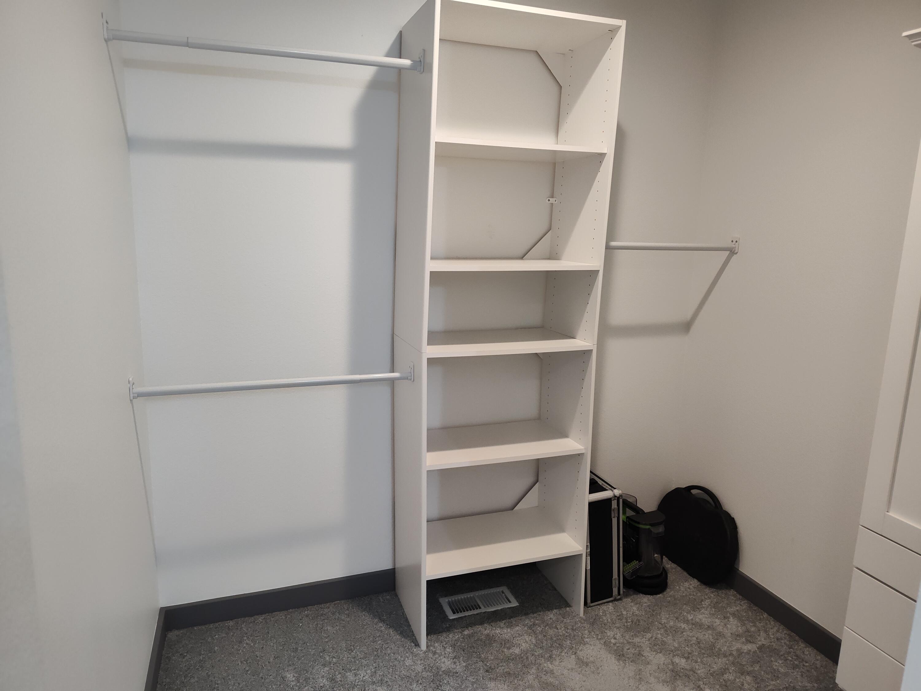 1000 West Miller Street Property Photo 23