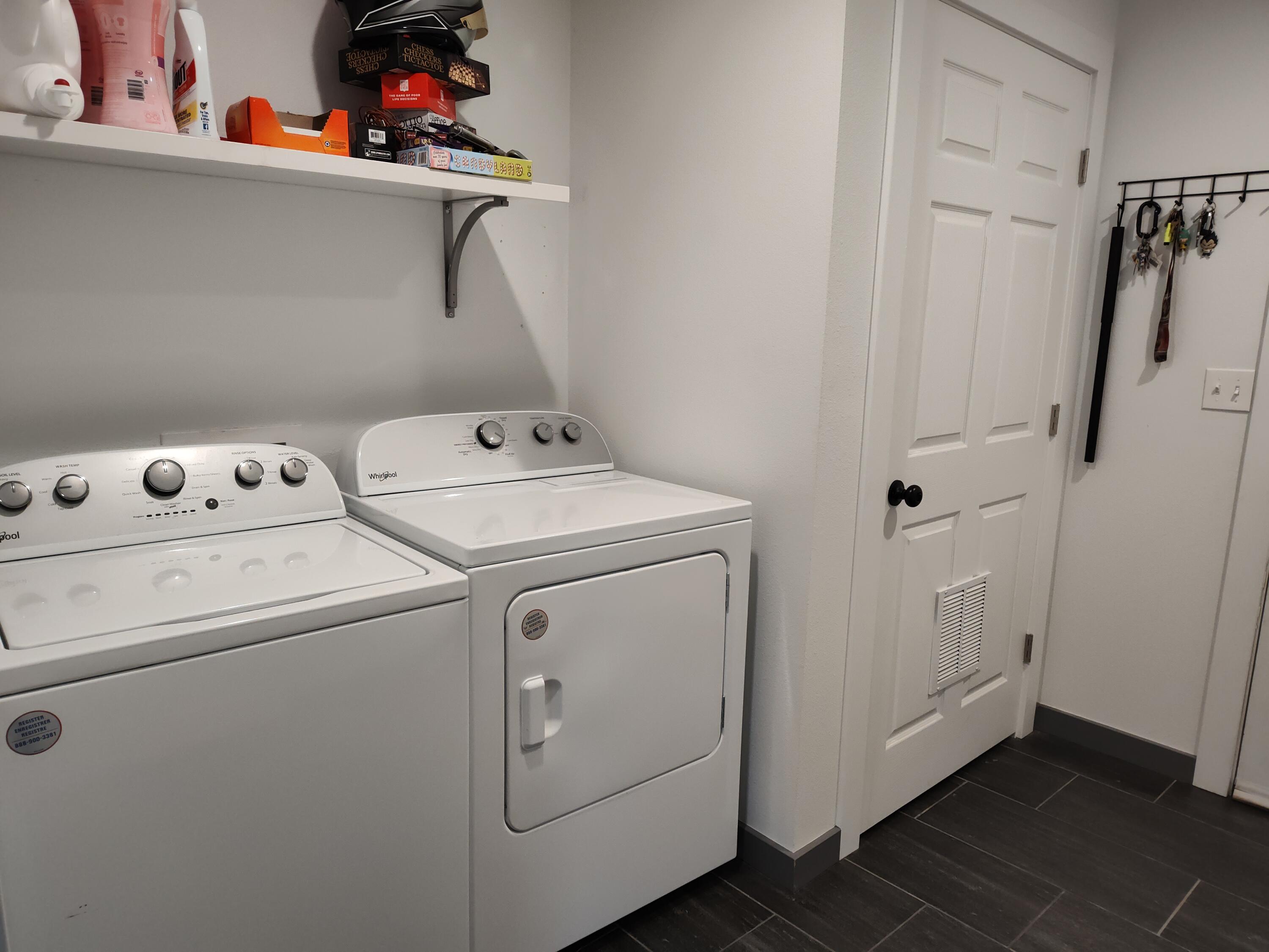 1000 West Miller Street Property Photo 28