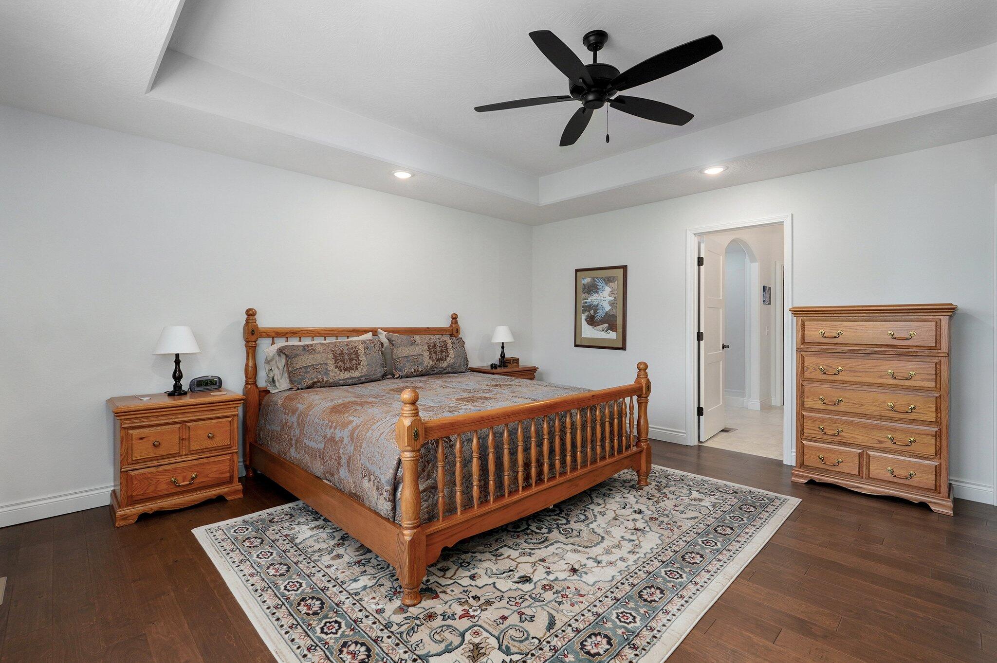 1002 East Tipperary Court Property Photo 21