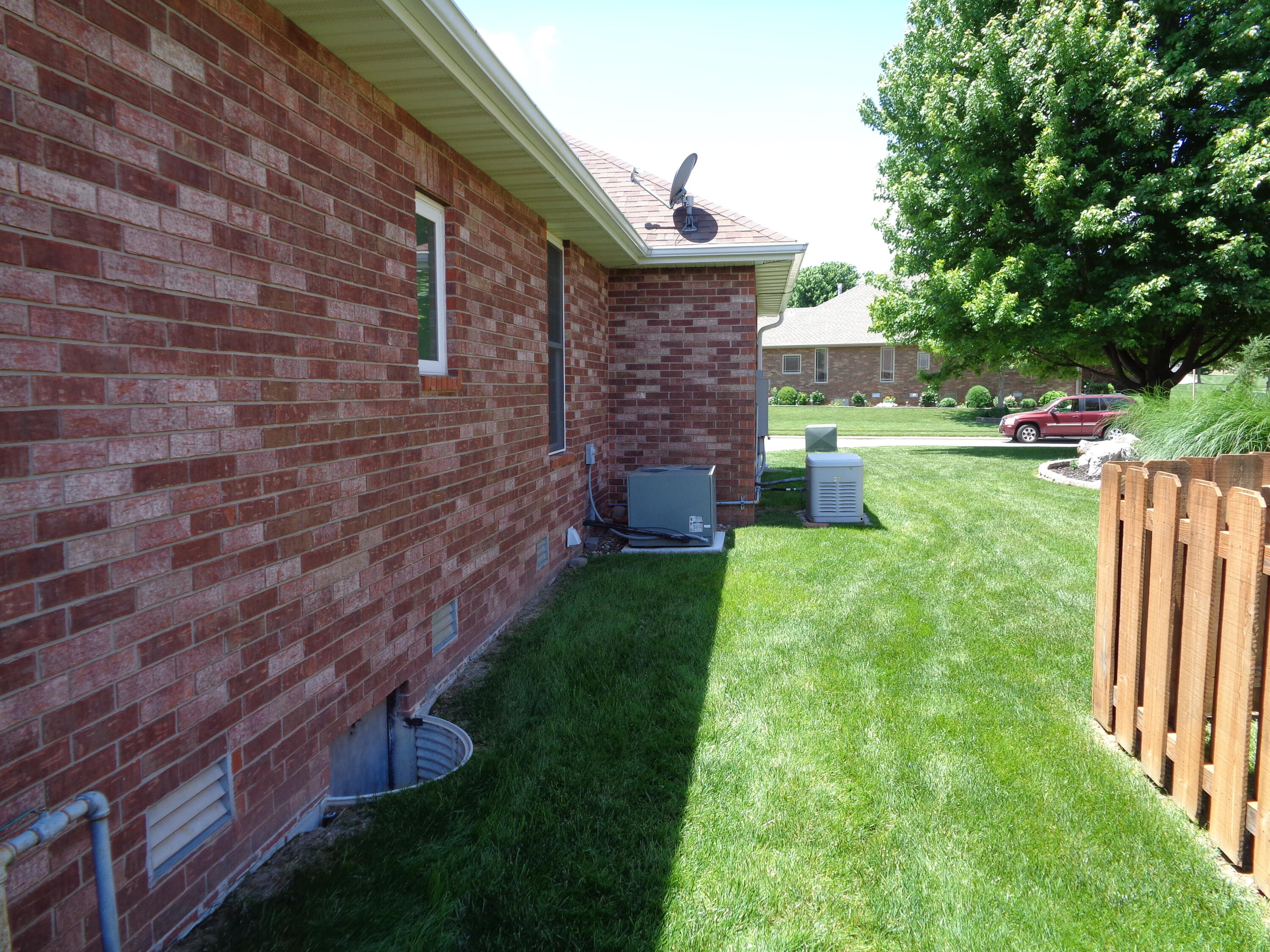1912 North Winfield Drive Property Photo 10