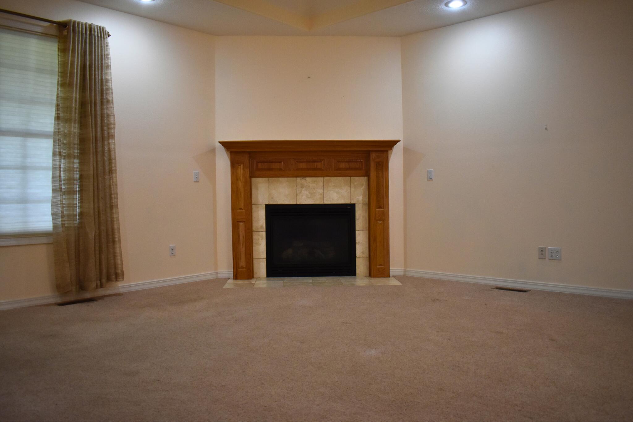 1912 North Winfield Drive Property Photo 32
