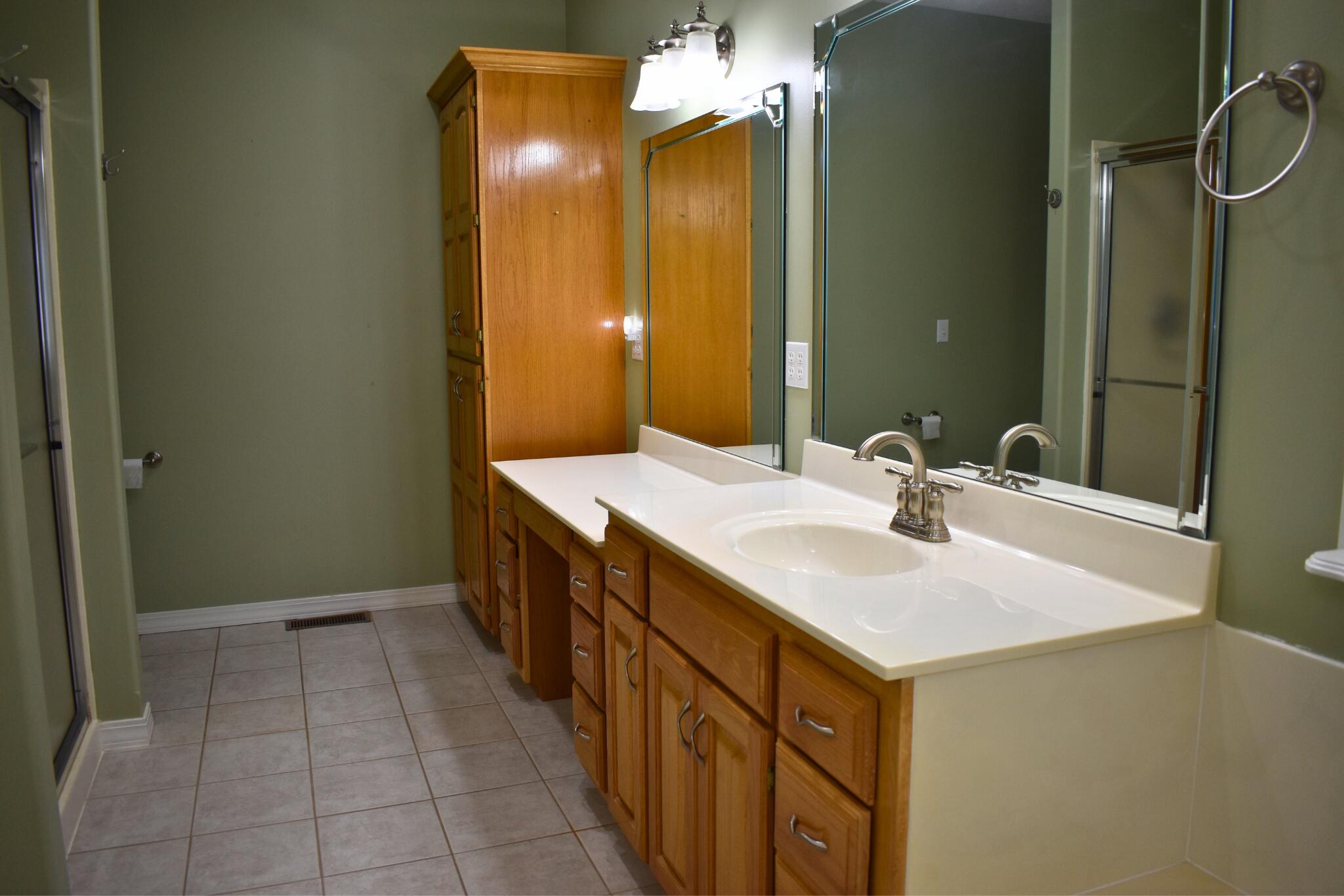 1912 North Winfield Drive Property Photo 50
