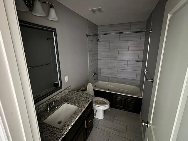 1015 East Lakota Street Property Photo 10
