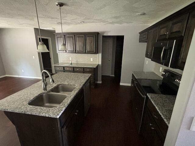 1015 East Lakota Street Property Photo 11