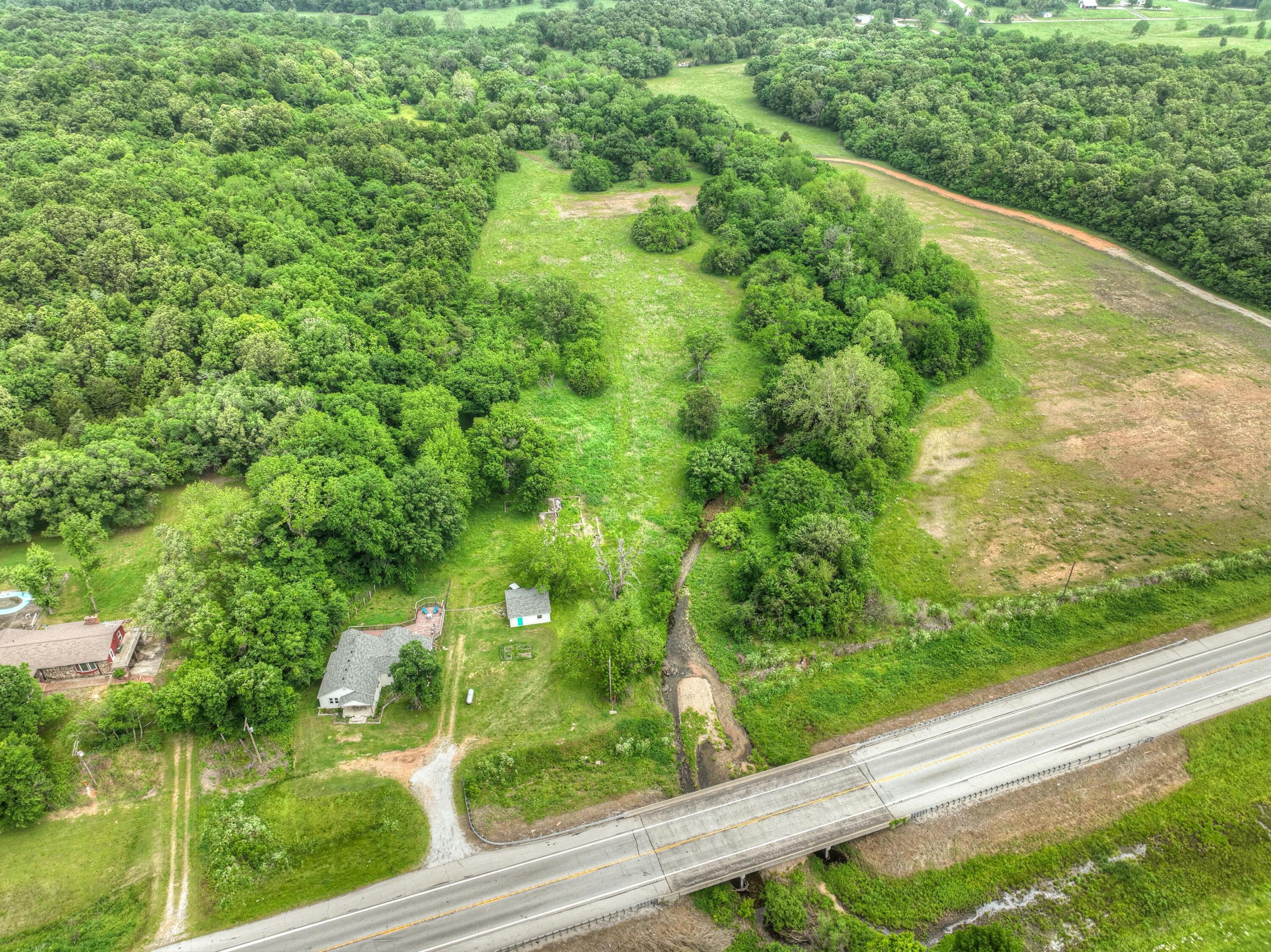 19324 Highway 60 Property Photo 48