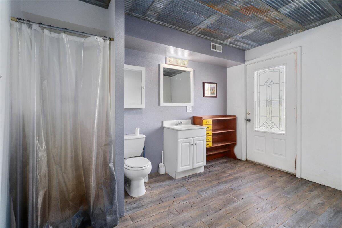 12305 Ad Highway Property Photo 19