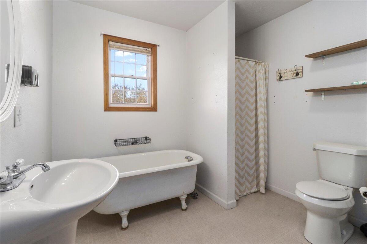 12305 Ad Highway Property Photo 20