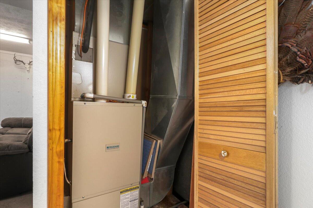 12305 Ad Highway Property Photo 22