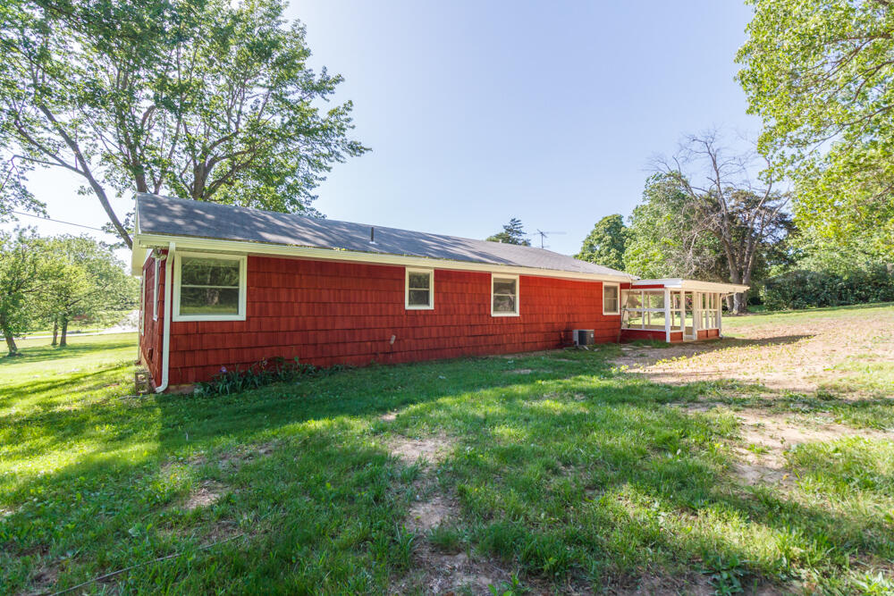 1318 South Farm Road 205 Property Photo 22