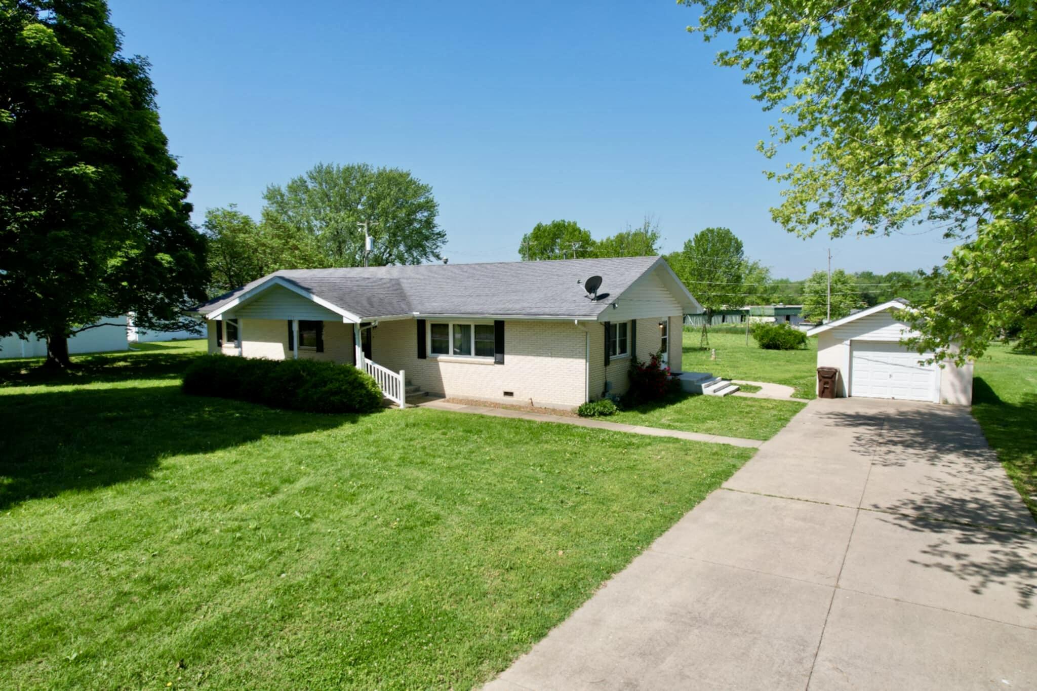 407 North Crestview Avenue Property Photo 12