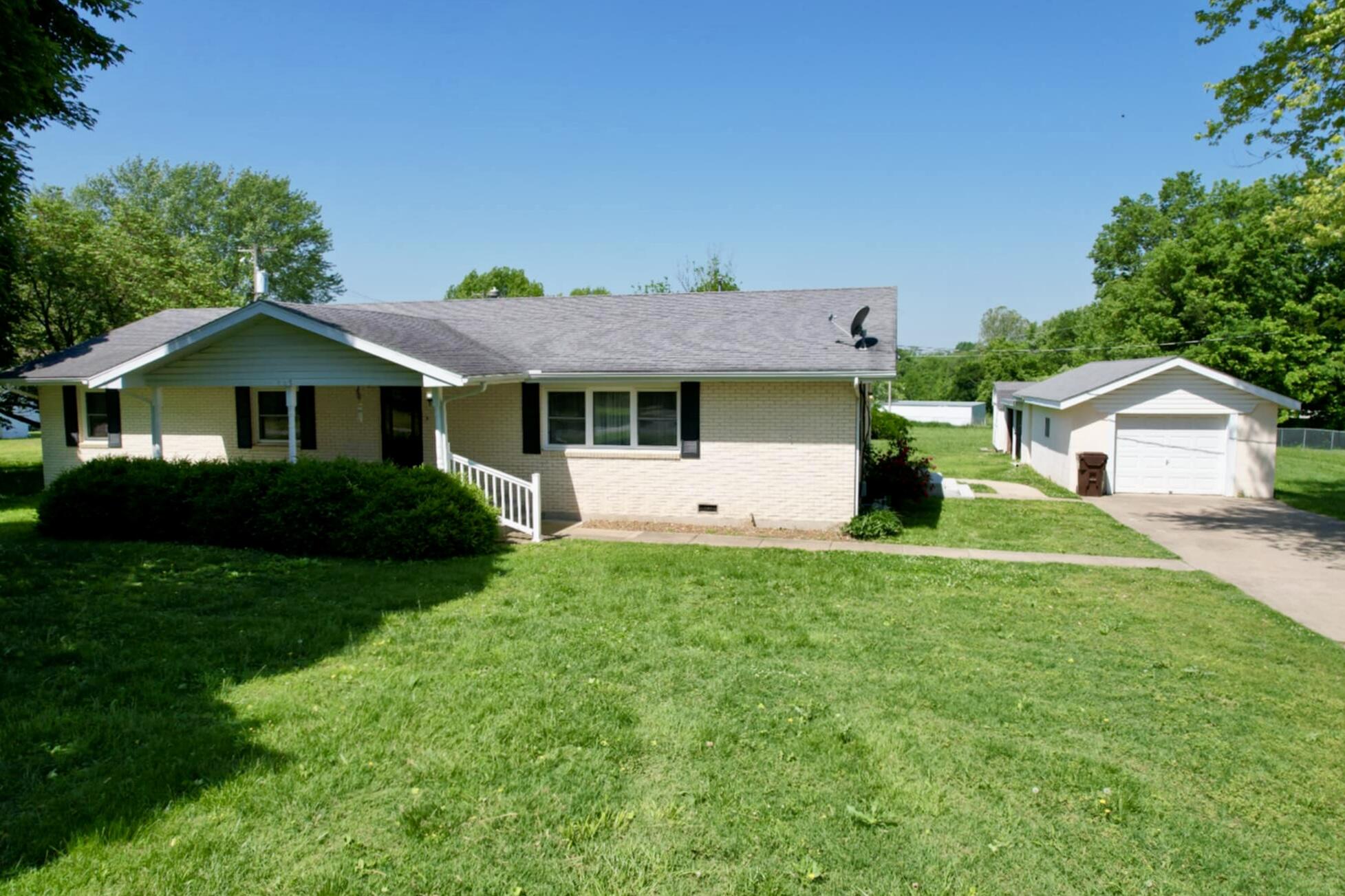 407 North Crestview Avenue Property Photo 13