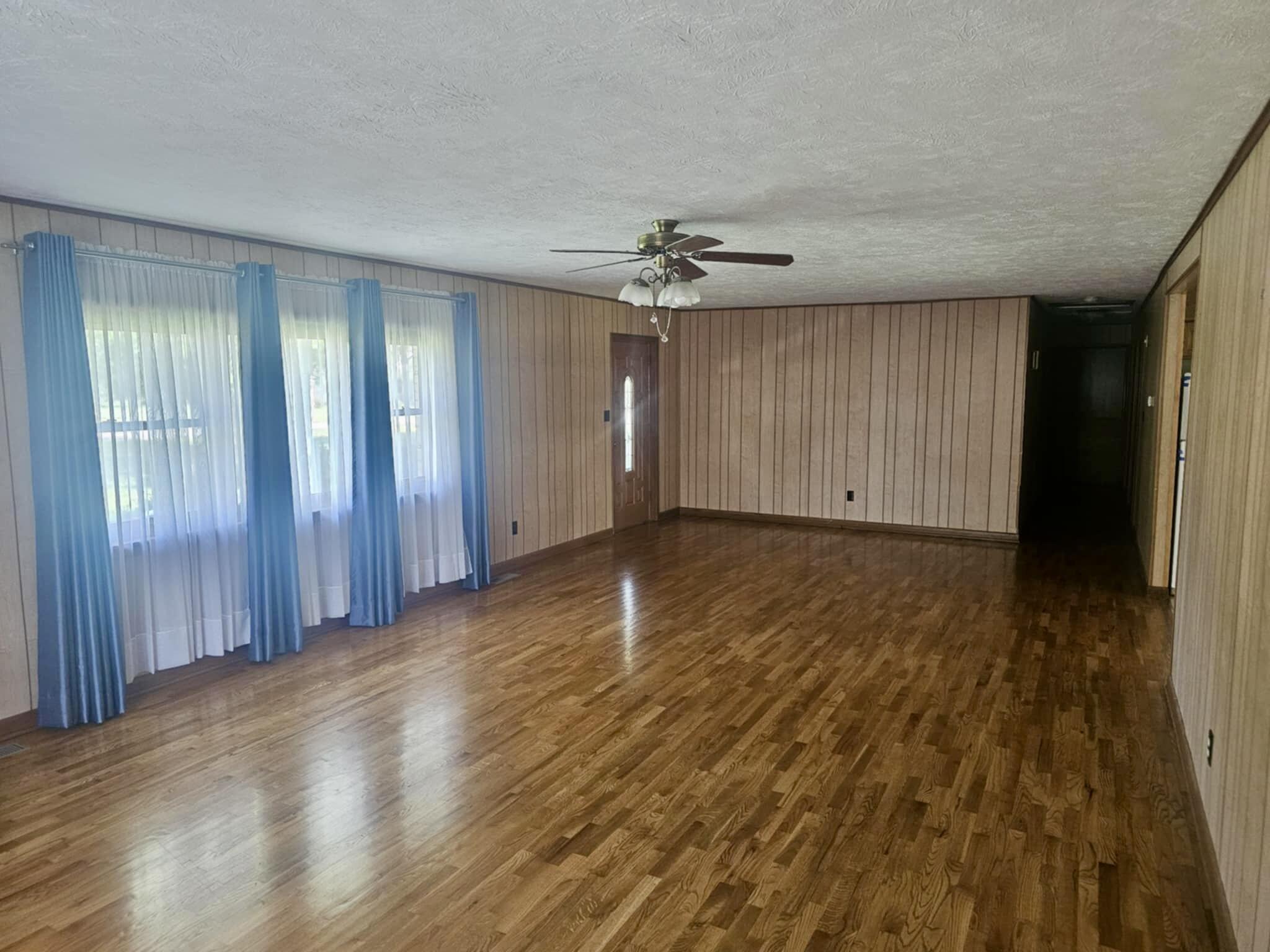407 North Crestview Avenue Property Photo 19