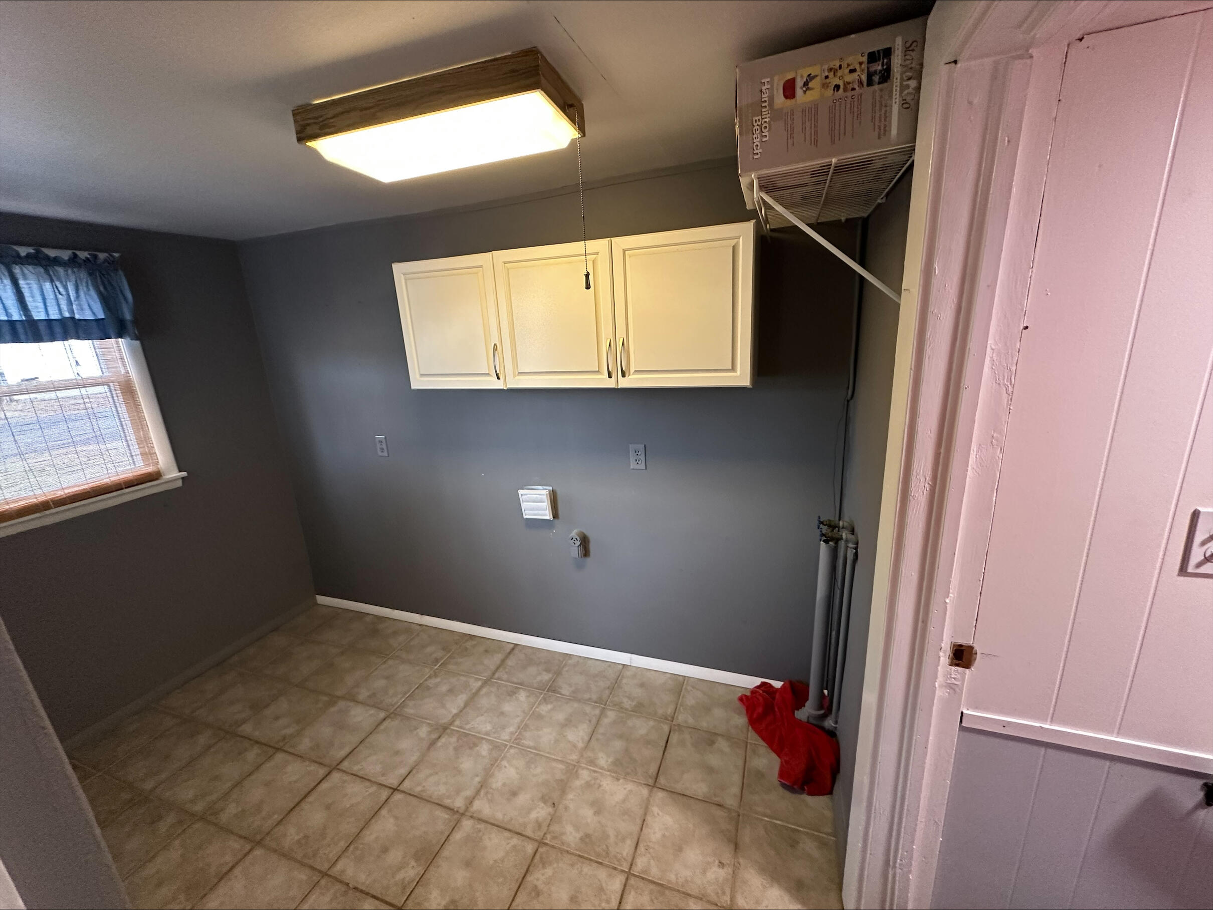 559 East Pleasant Street Property Photo 19
