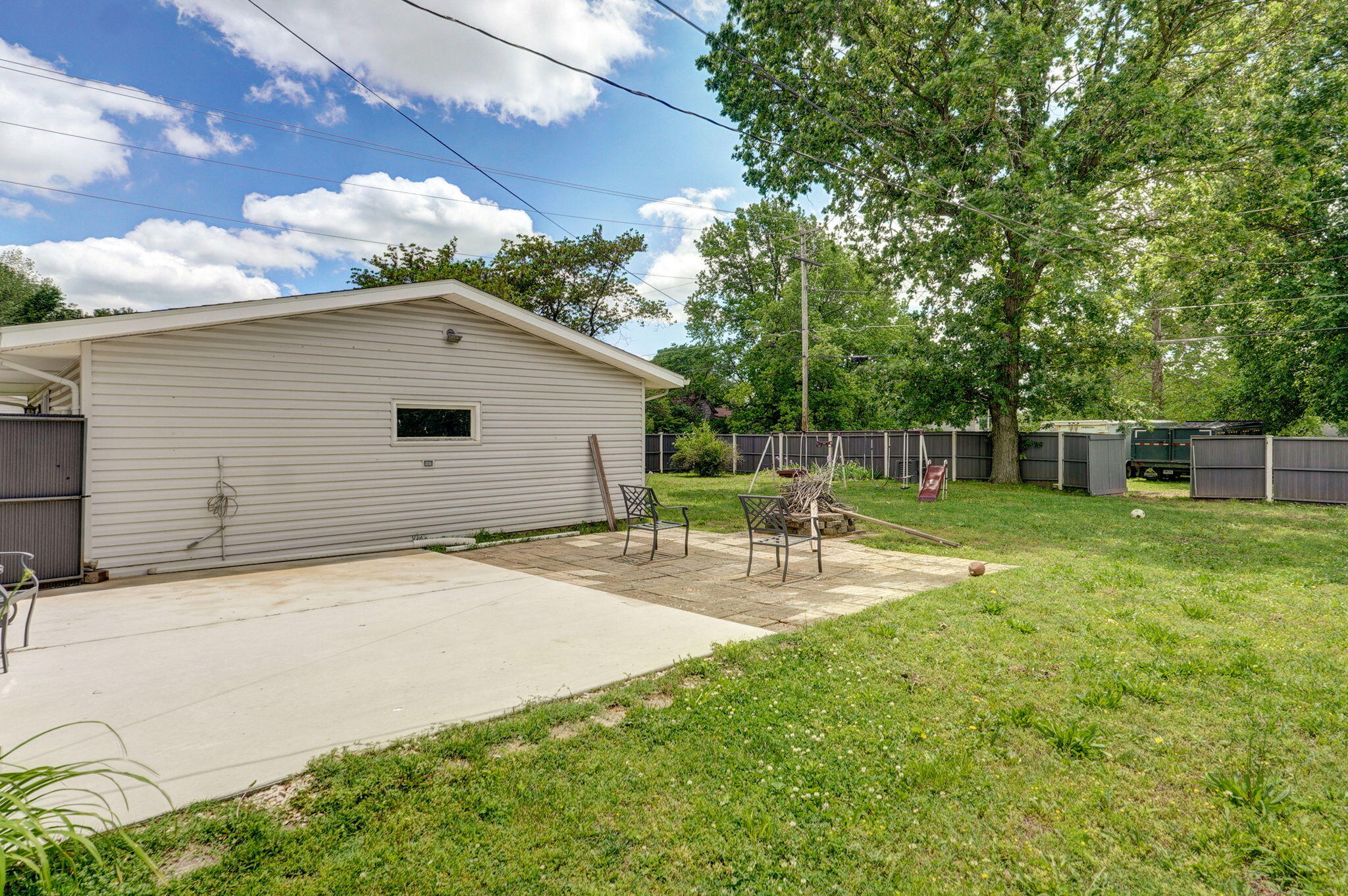 559 East Pleasant Street Property Photo 31