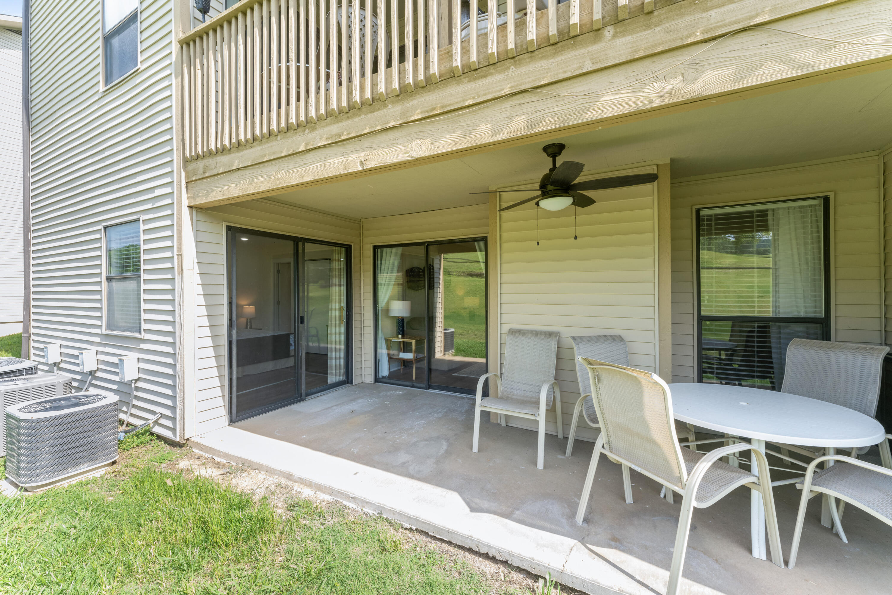 264 Turnberry Drive Property Photo 5