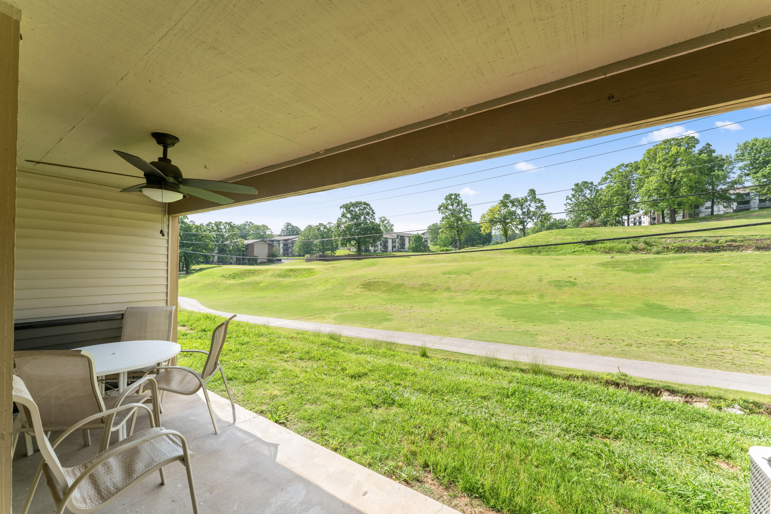 264 Turnberry Drive Property Photo 18