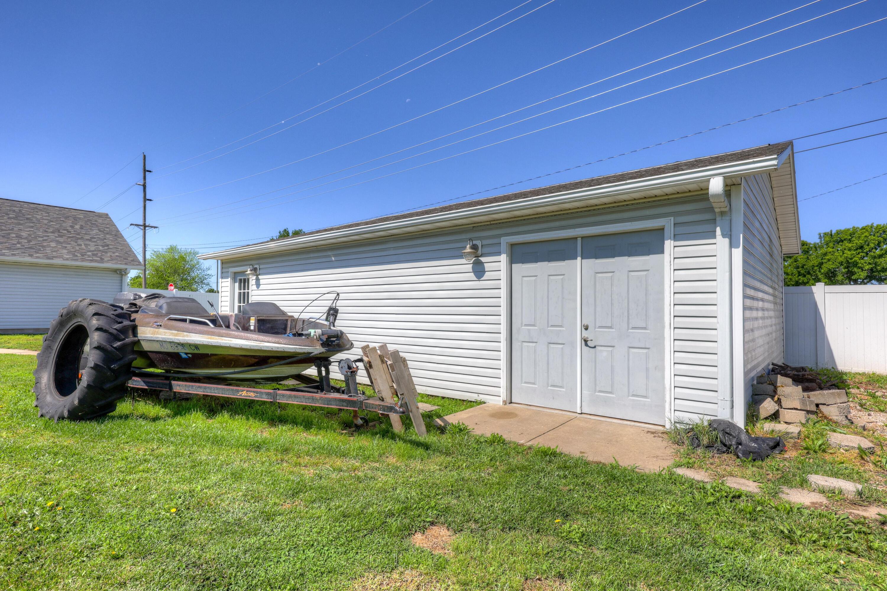 707 Lexie Lane Property Photo 40
