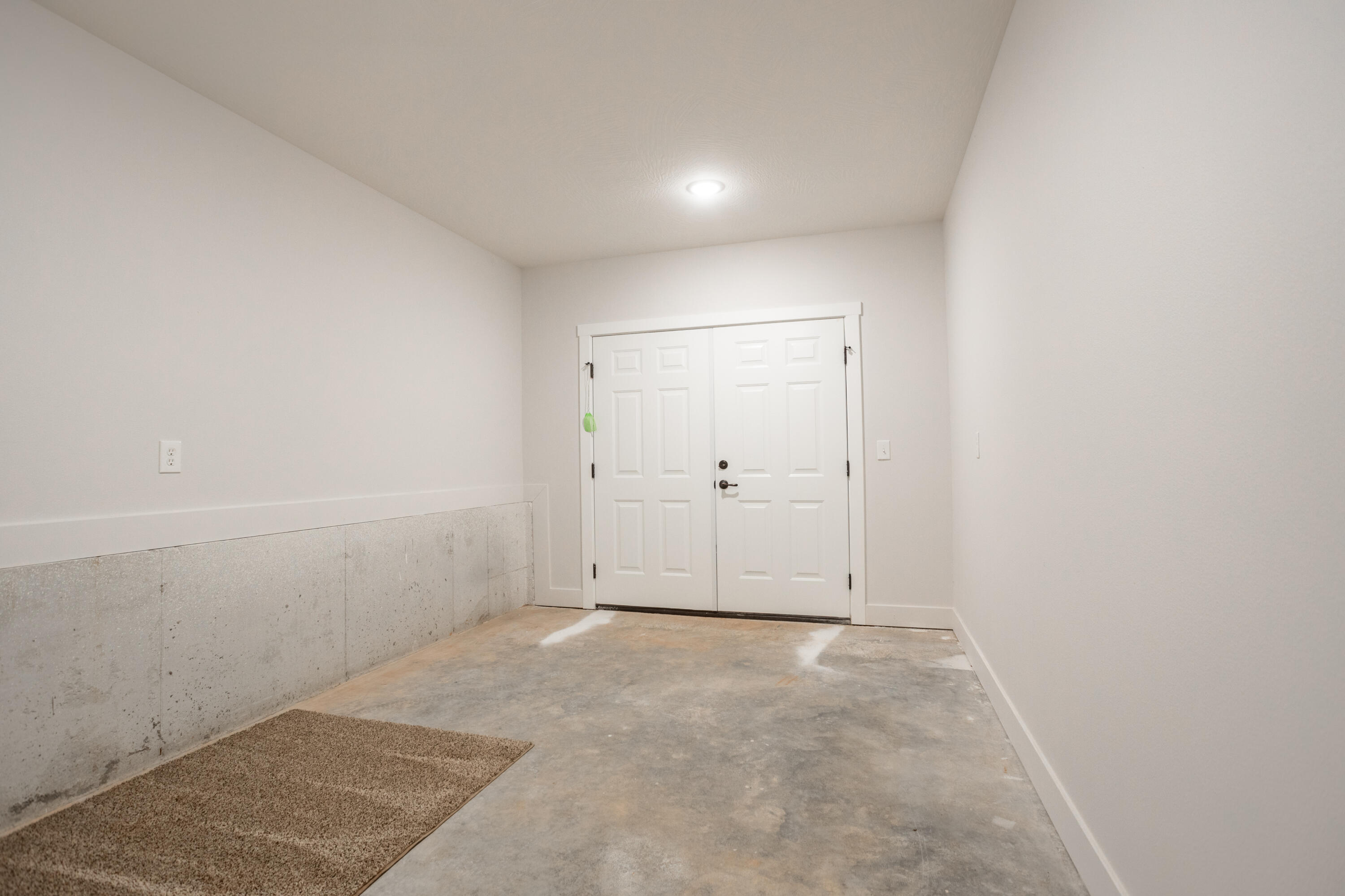 4738 North Florence Avenue Property Photo 34
