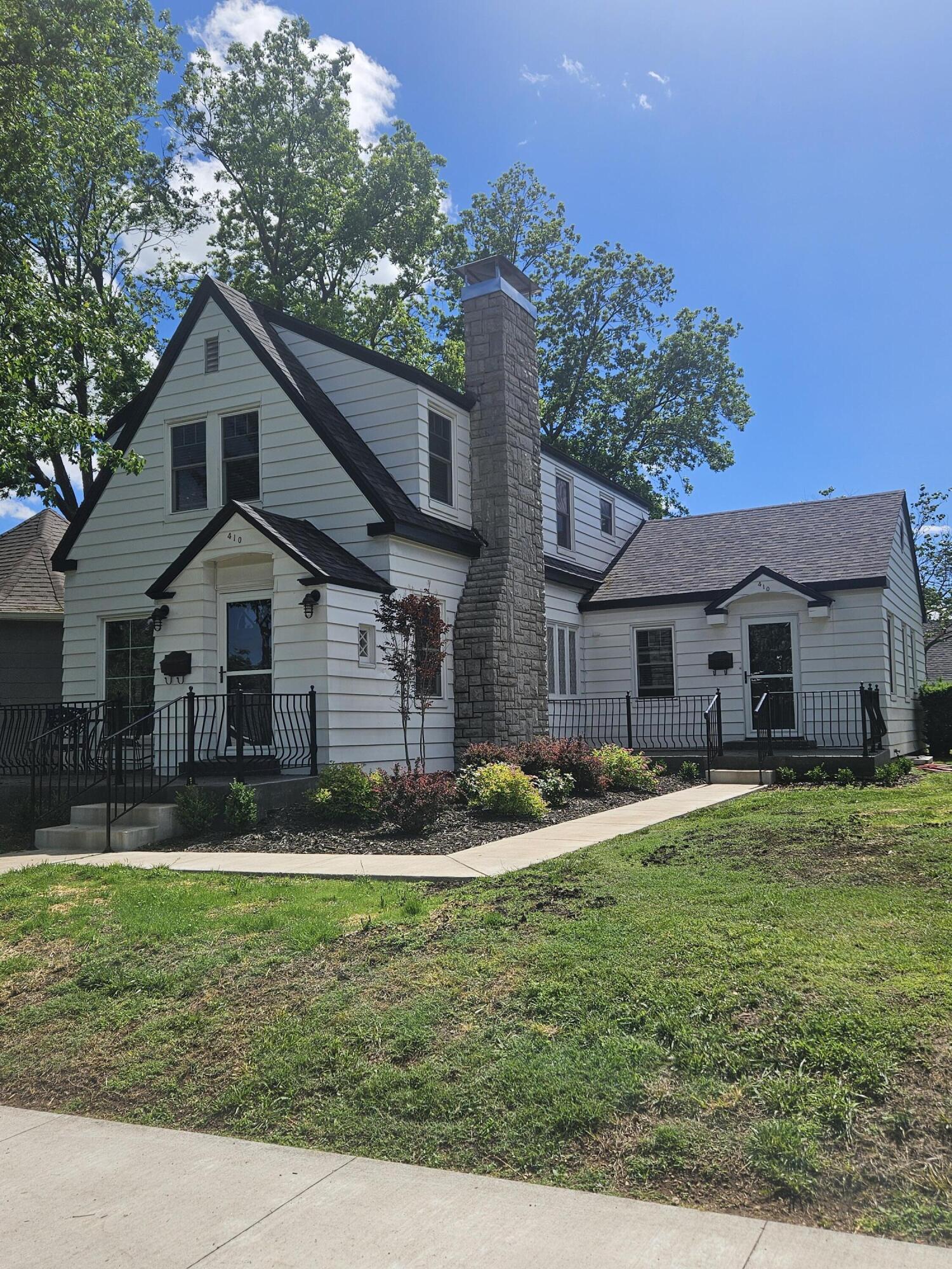410 5th Street Property Photo 1